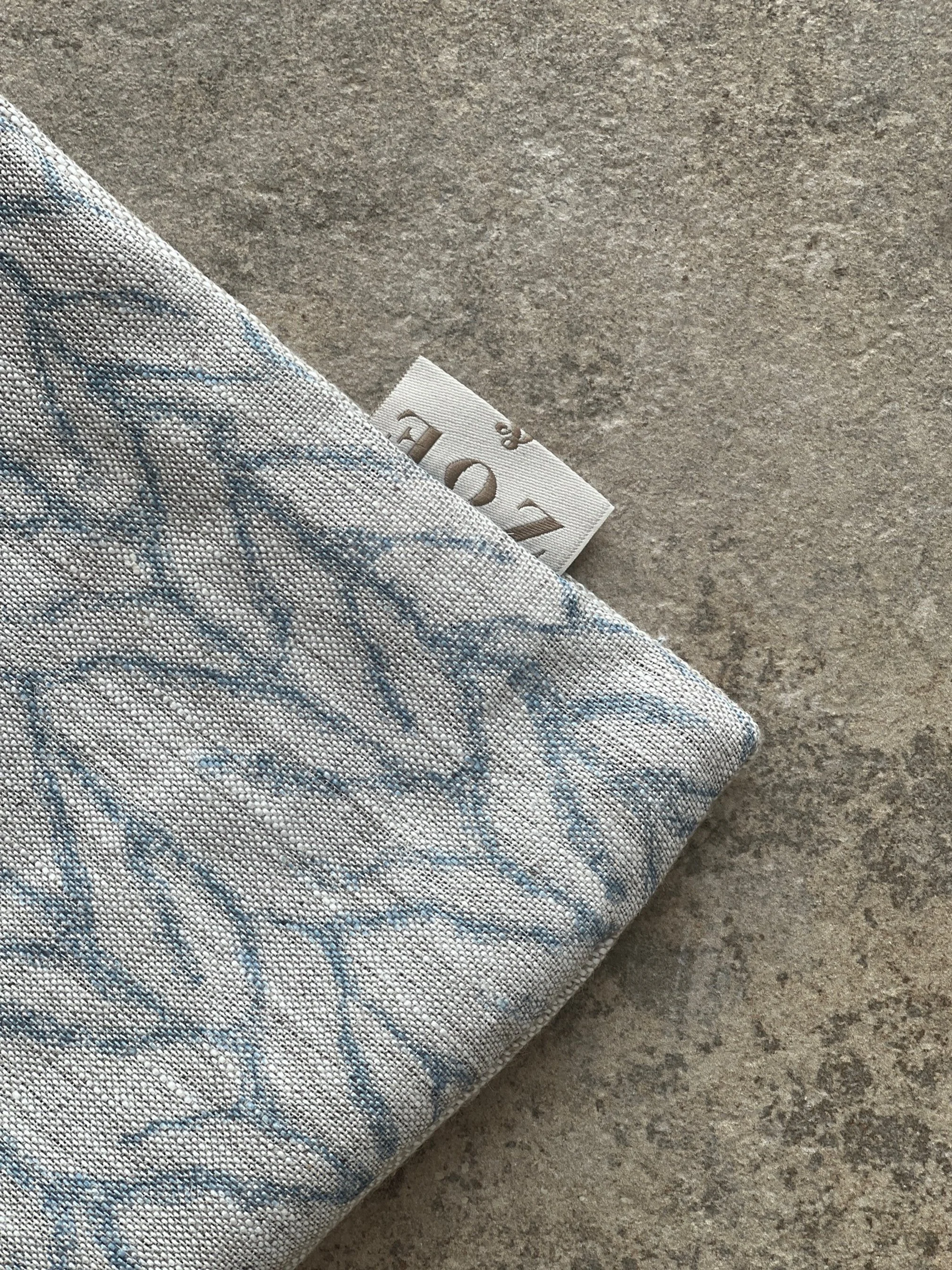 Sea Tangle Chateau Blue 2.JPG