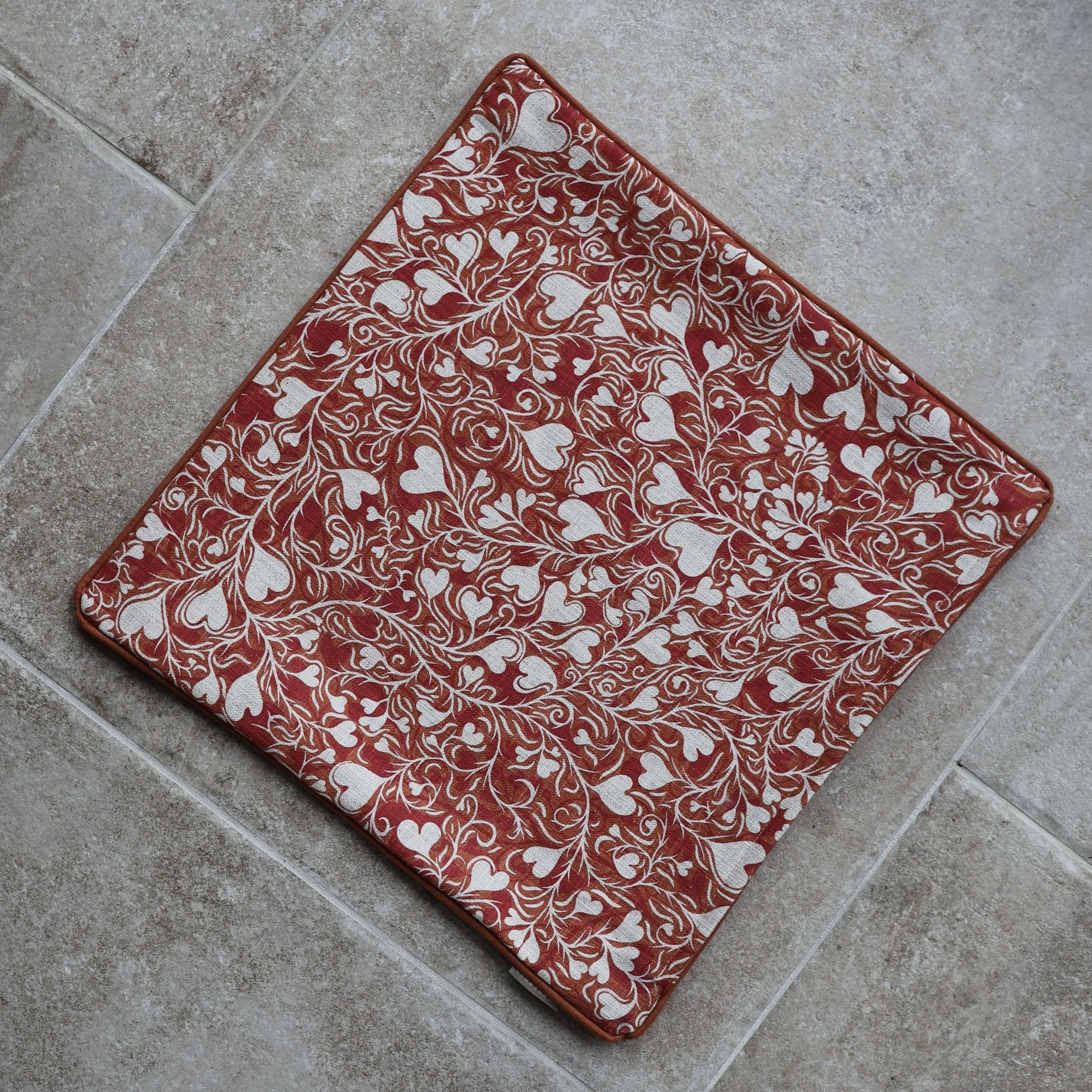 perdu spice and amber.jpeg