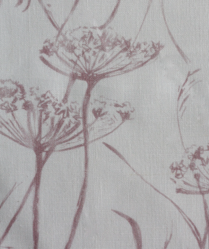 Putsborough Cowparsley Petal (2.6m Roll End)
