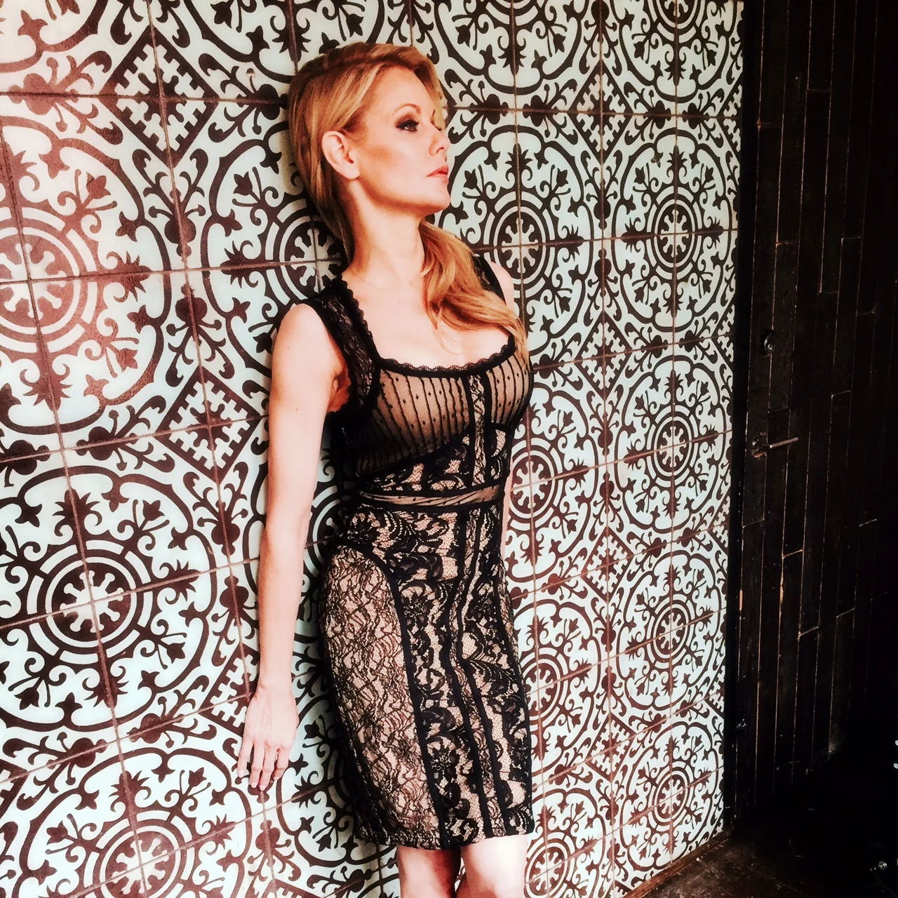 lisa varga_behind the scene_modeling_4.jpg
