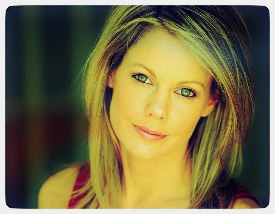 lisa varga_headshot_4.JPG