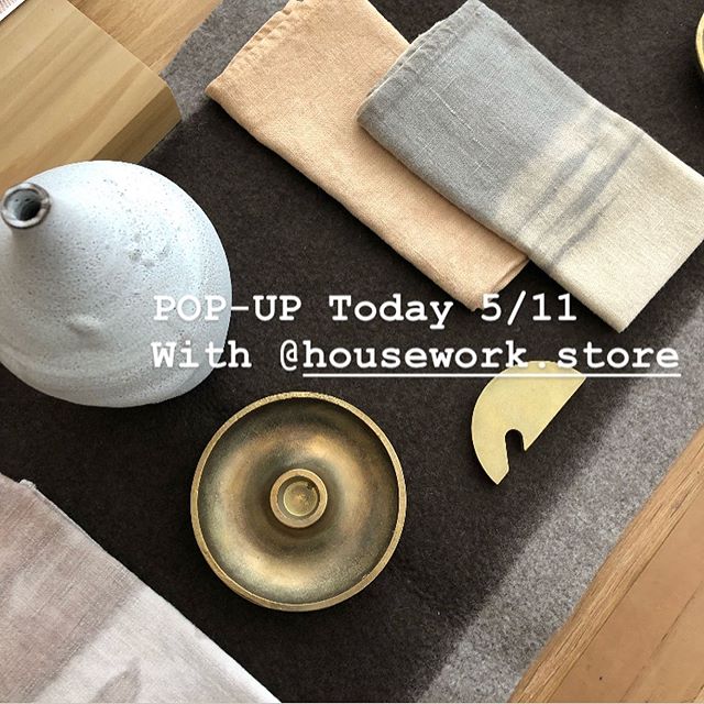 POP-UP ✨ Today at KOSA 12-6 with @housework.store So many 💚holistic pieces for home and body! ThoughtFUL gifts for MOM❤️ .
.
.
#mothersdaygifts #popup #natural #minimalstyle #popupshop #holisticliving #ecohome #kosaarts #houseworkstore #organic #smallbatch #sustainablefashion #slowfashion #ecostyle #cookware #naturalstyle #sustainablestyle #shopoakland #oaklandboutique #shoplocal #consciousconsumer