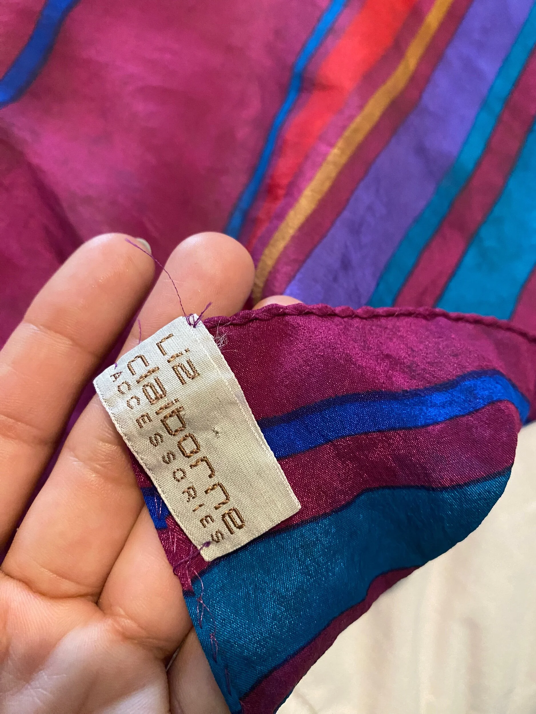 25D7C57F-0219-4B5A-8786-2AA8EE32646C