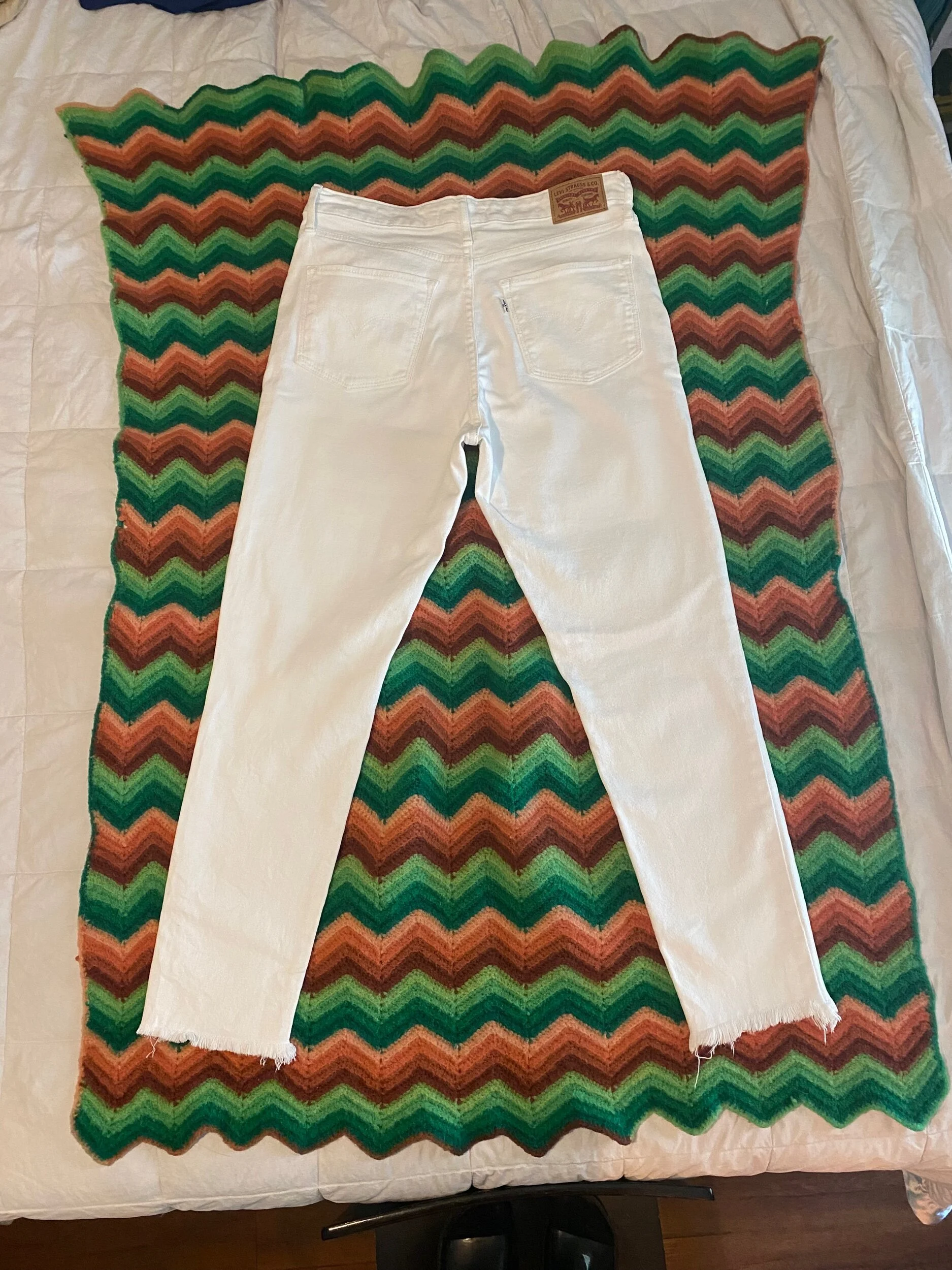 DEA00E9B-63E0-4E68-B4D3-ADC0AFD9E83E