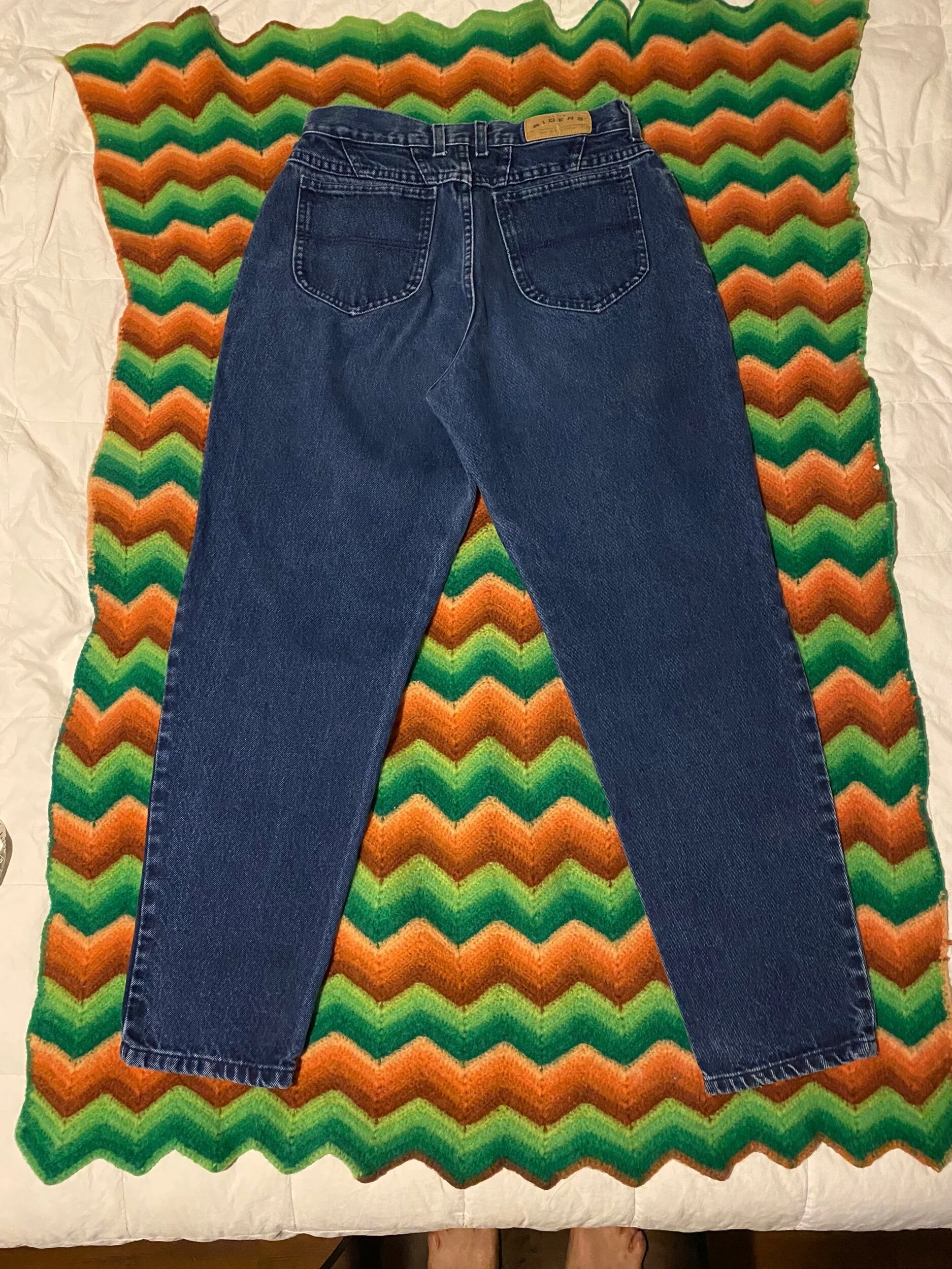 CDF2A2E1-EAD0-49E8-B851-64F1C27873BF