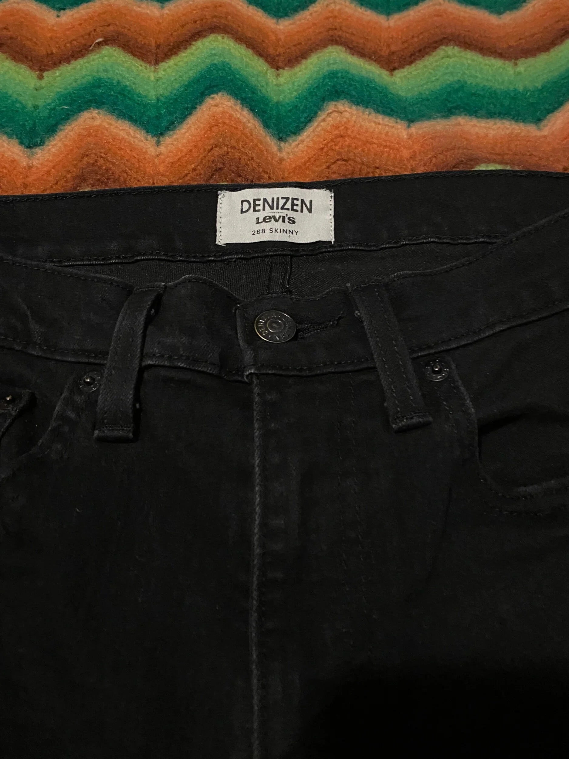 76881885-A0AB-42B8-90EE-96B5F07A7EEB