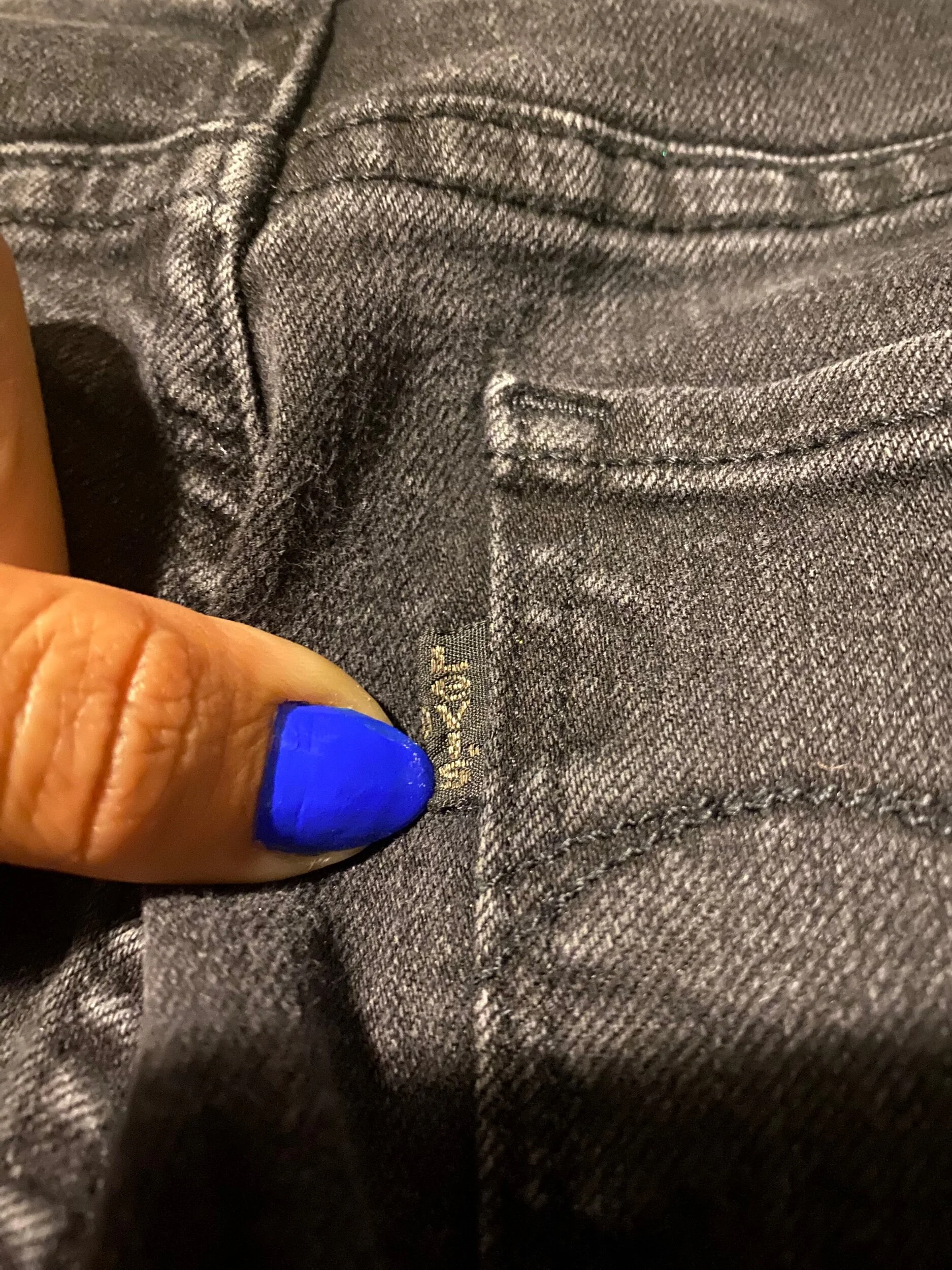 A3B971F0-A415-4B0C-81F1-9CD4FFEF4153