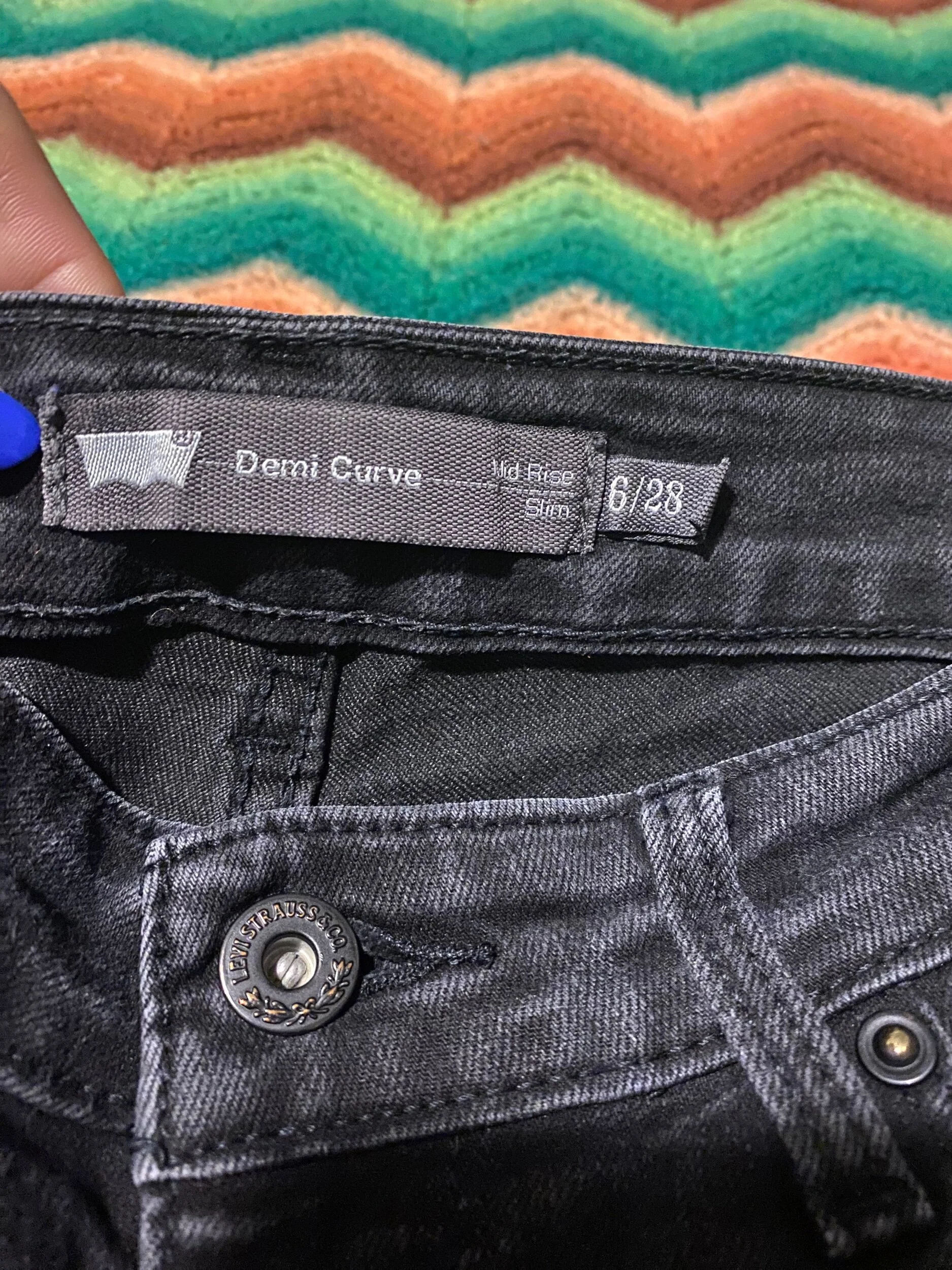 D0DE4B30-A767-4786-8376-41E20F8C829E