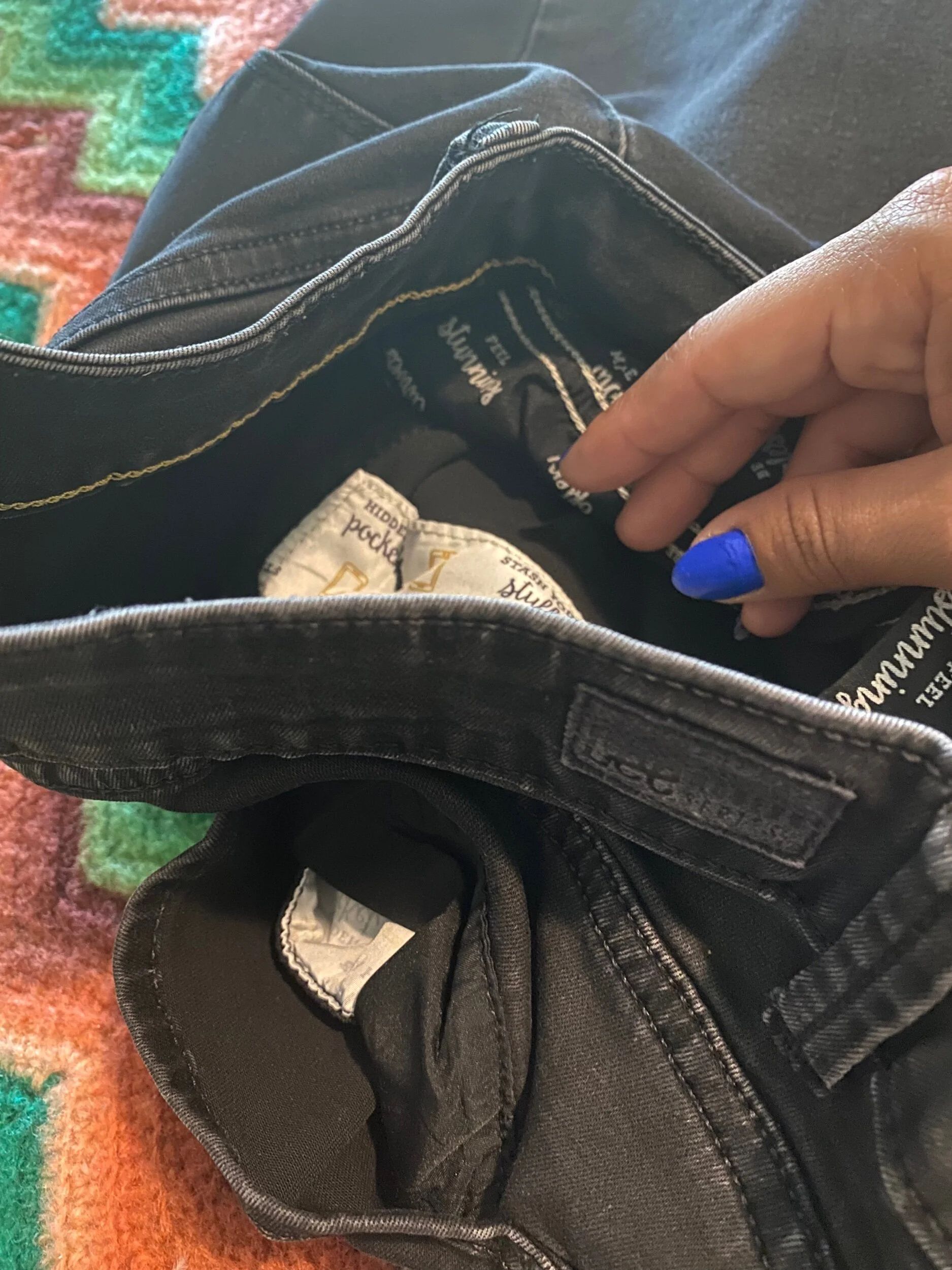 E6719D55-350B-4800-8B17-9C98508FD61D