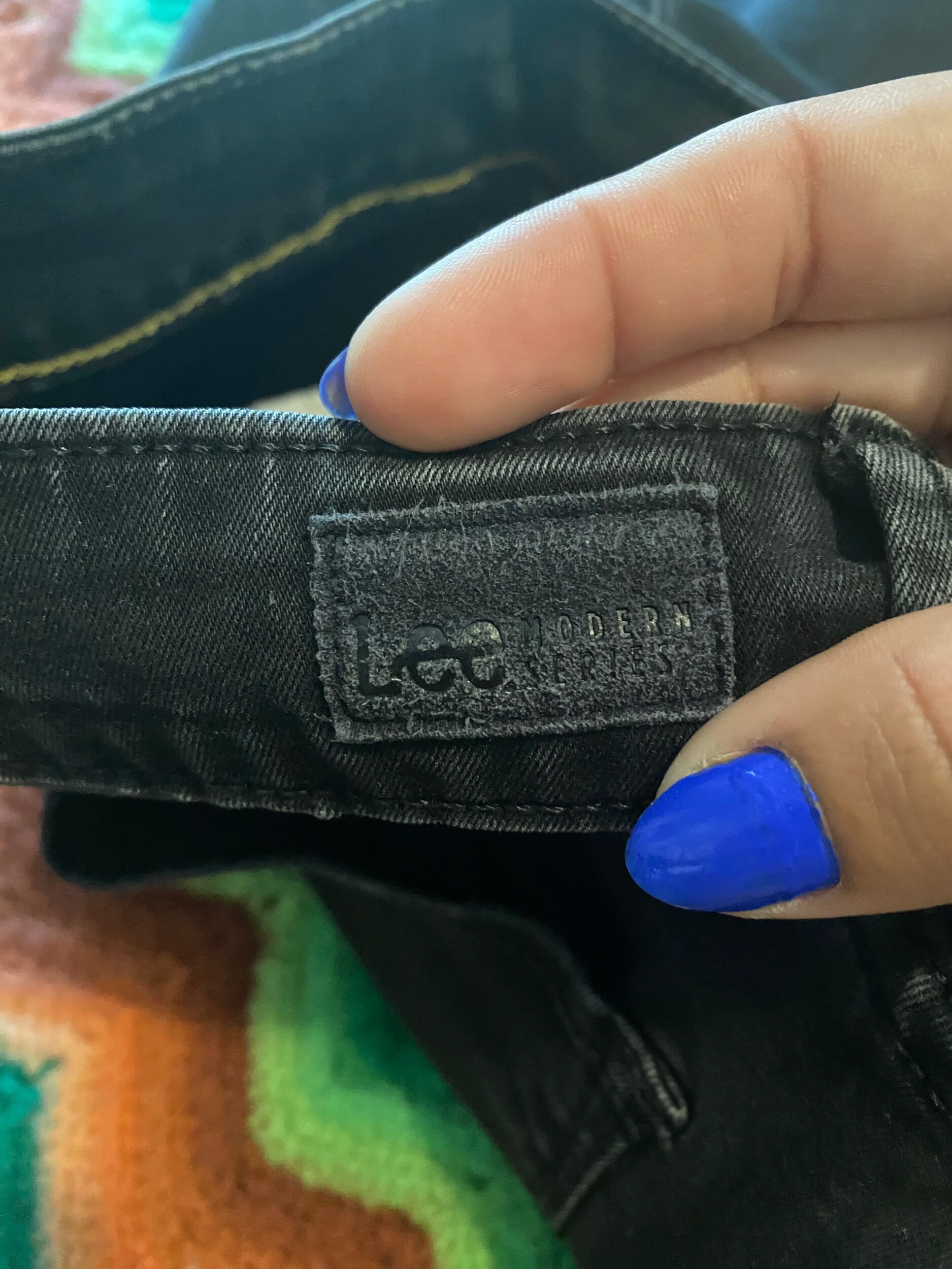 B6A160C9-1C1F-4DEE-BAD0-FE5931773944