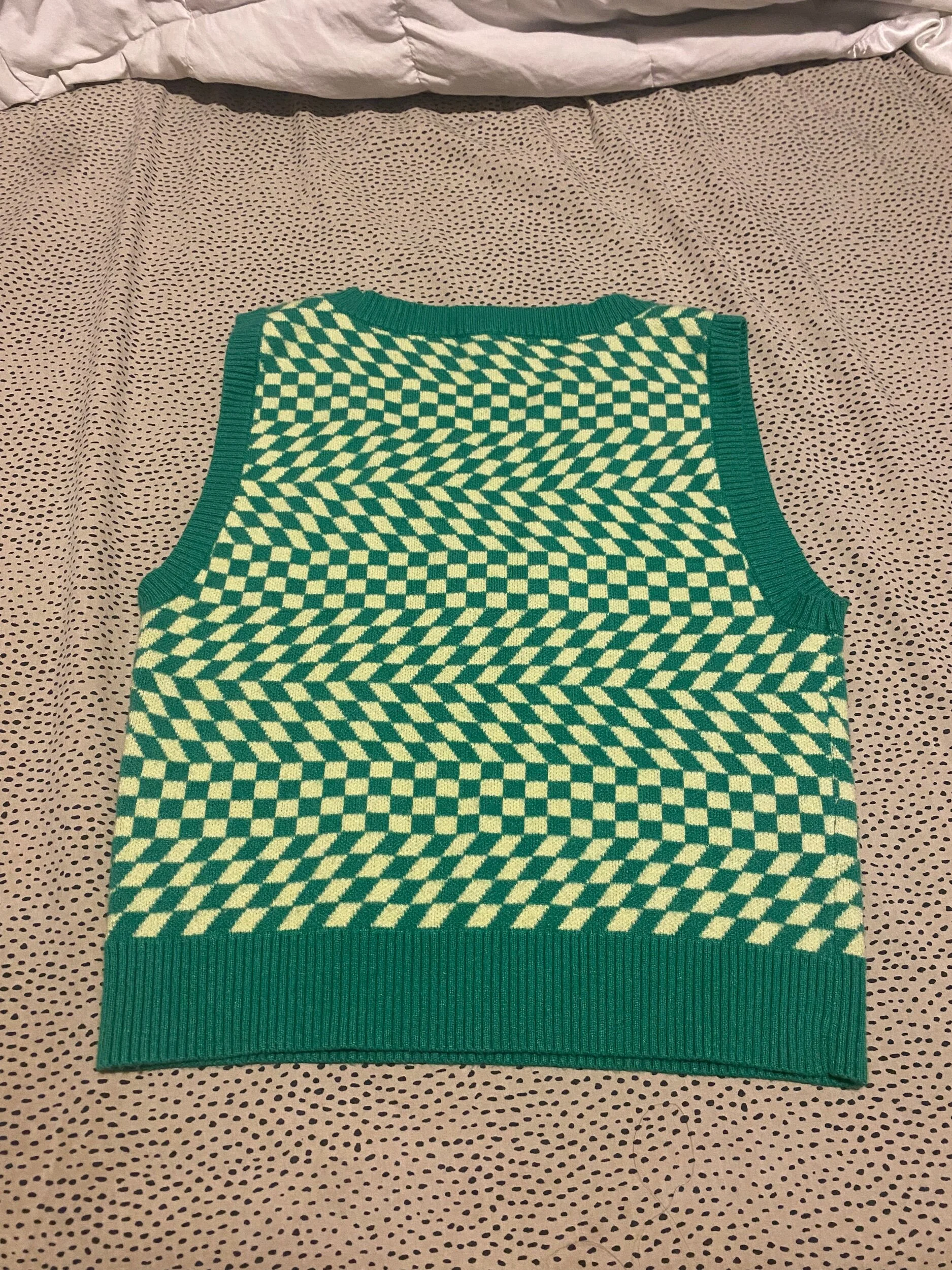 CC964EDF-5111-467C-B2F3-0100DF01D644