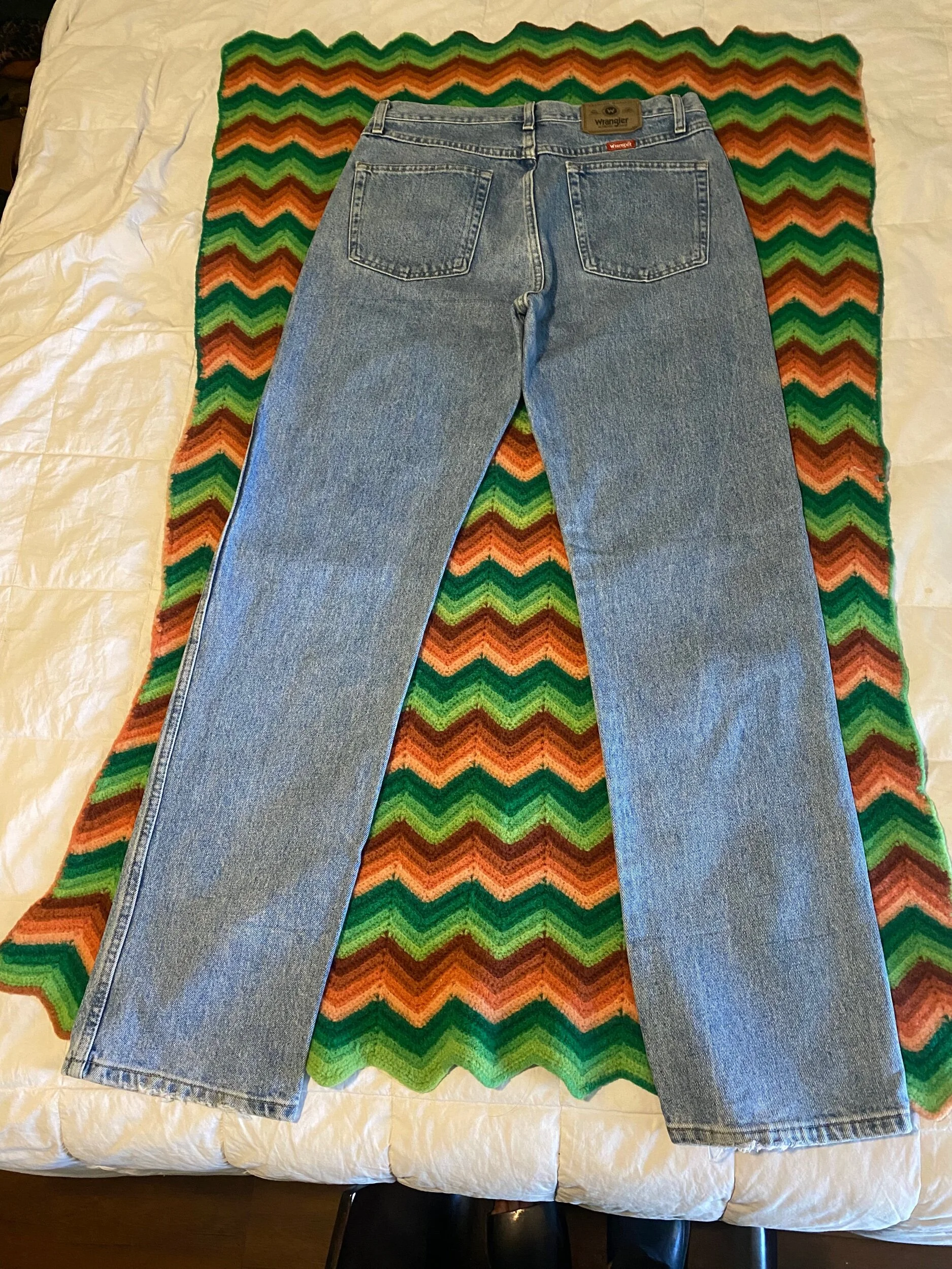 78144617-8AB5-41AF-92EA-8DA6F5DCD5A0