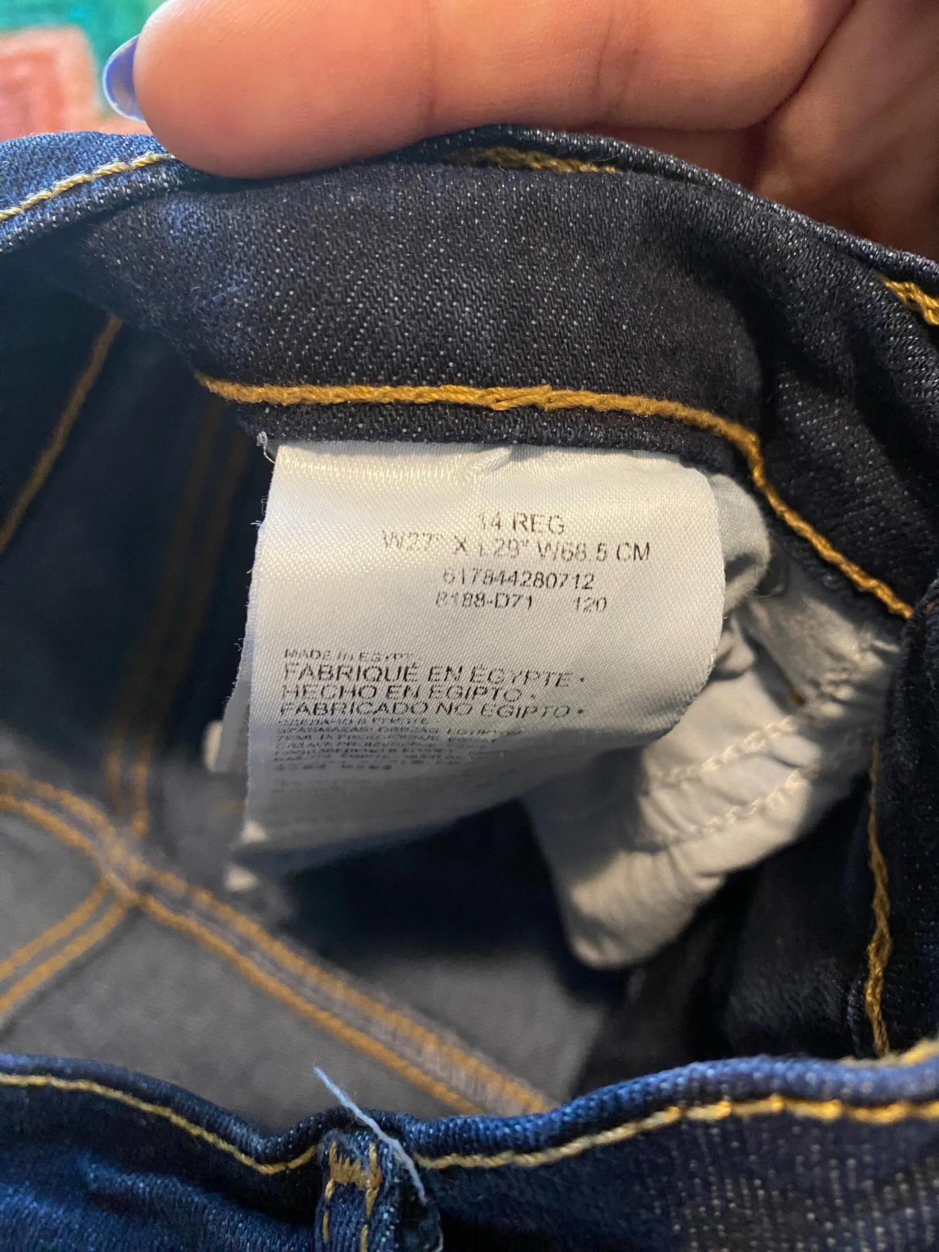 E6C053F7-5403-4D97-857C-D5B11D2895B6