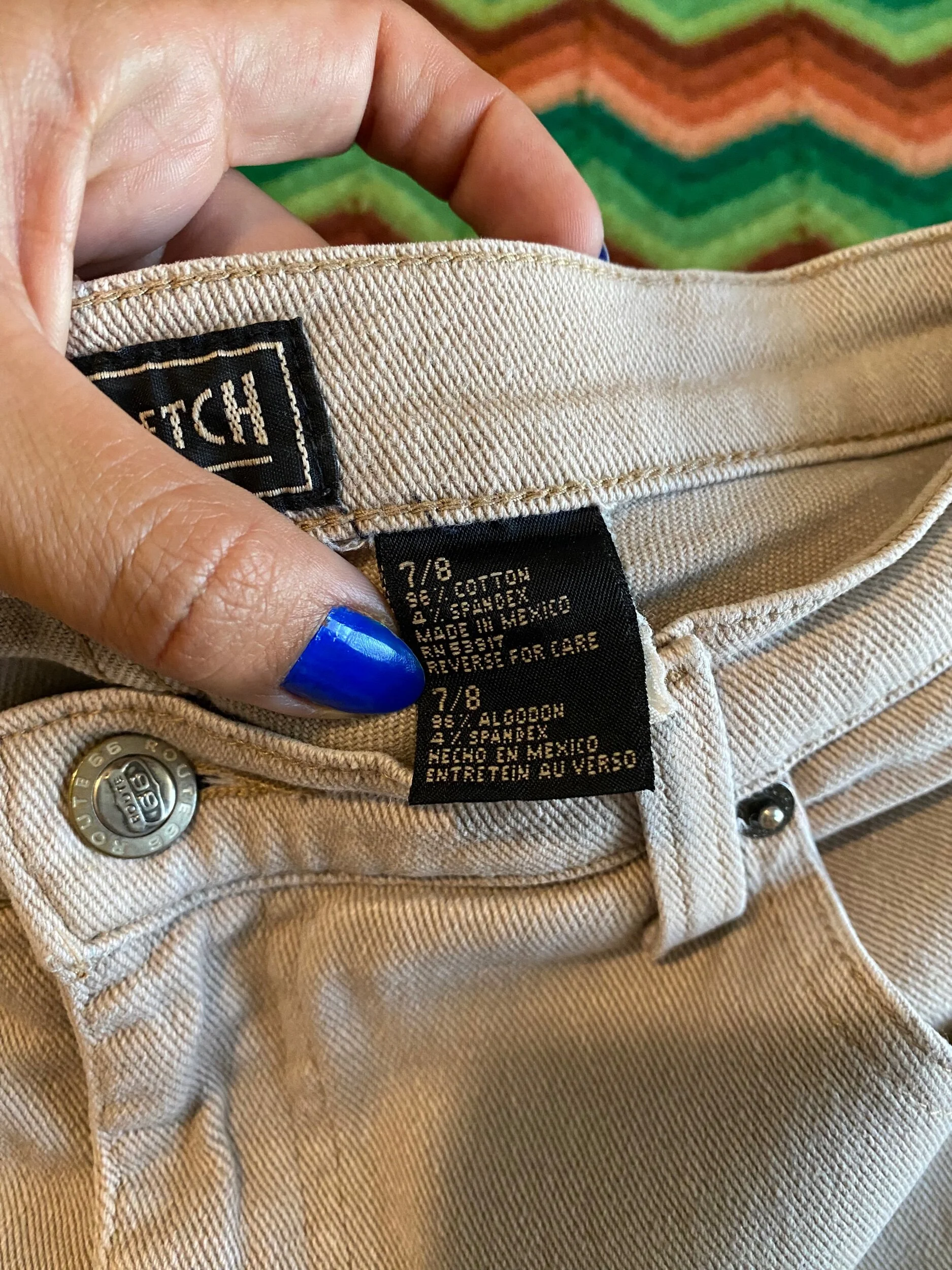 8A70F9EE-623B-4CFF-ABD4-491ECF1850E2