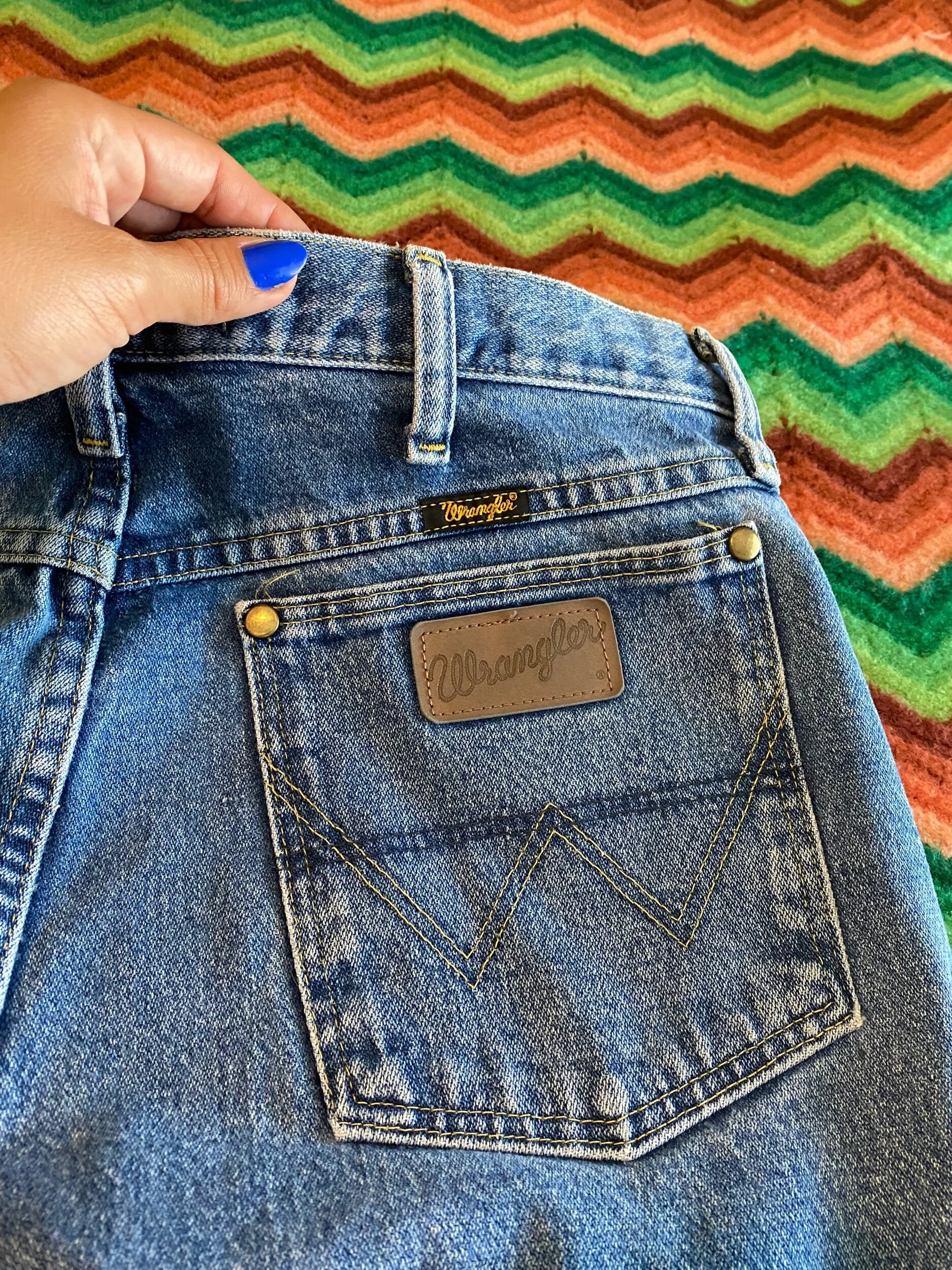 CF4B00FB-AF7D-47A5-A2F0-3FFC8F65A468