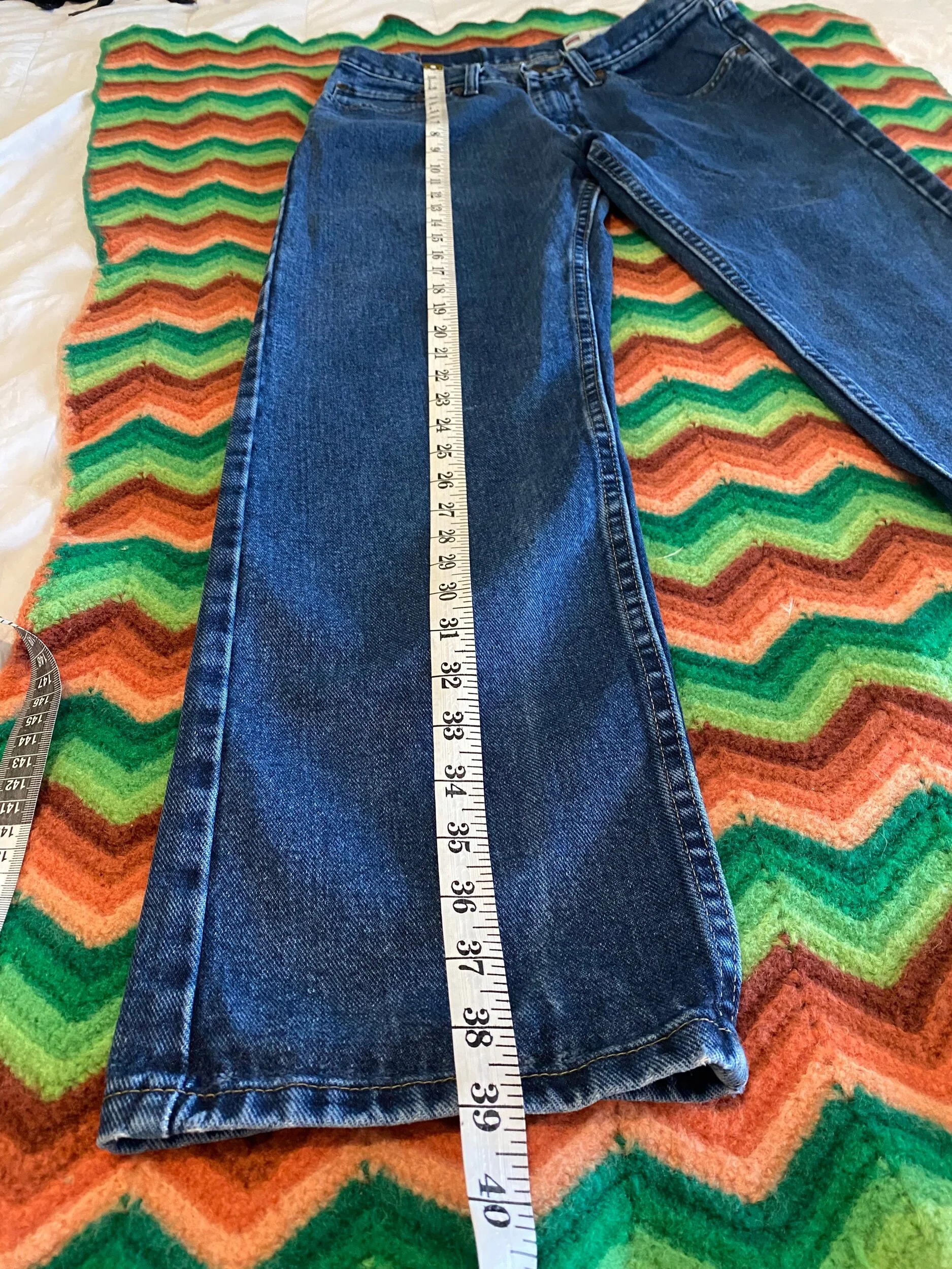 0F400B36-690B-4237-8115-38FCEB78EBB4