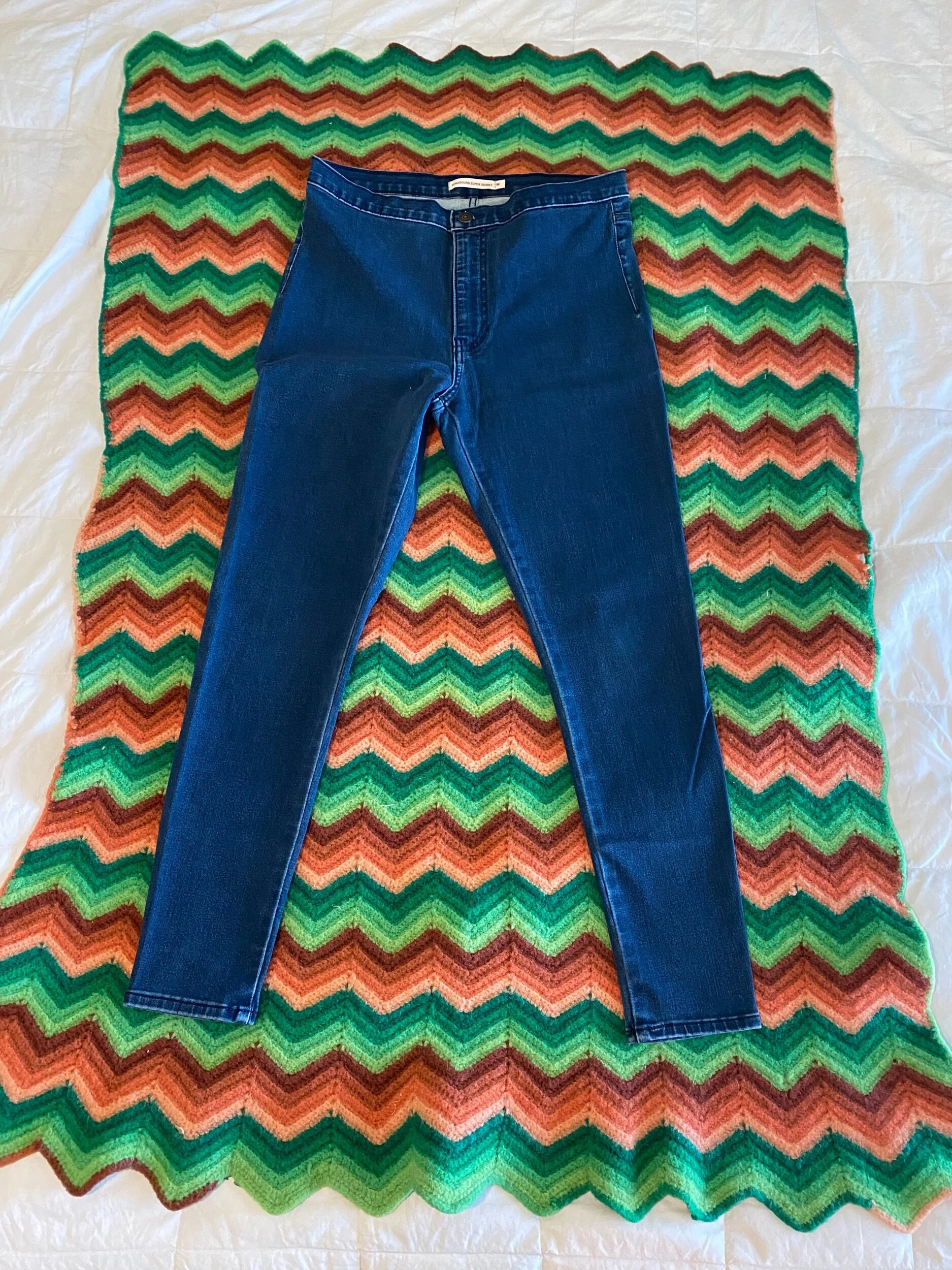 8E457411-3AC7-48CE-A566-3FF7F5345496