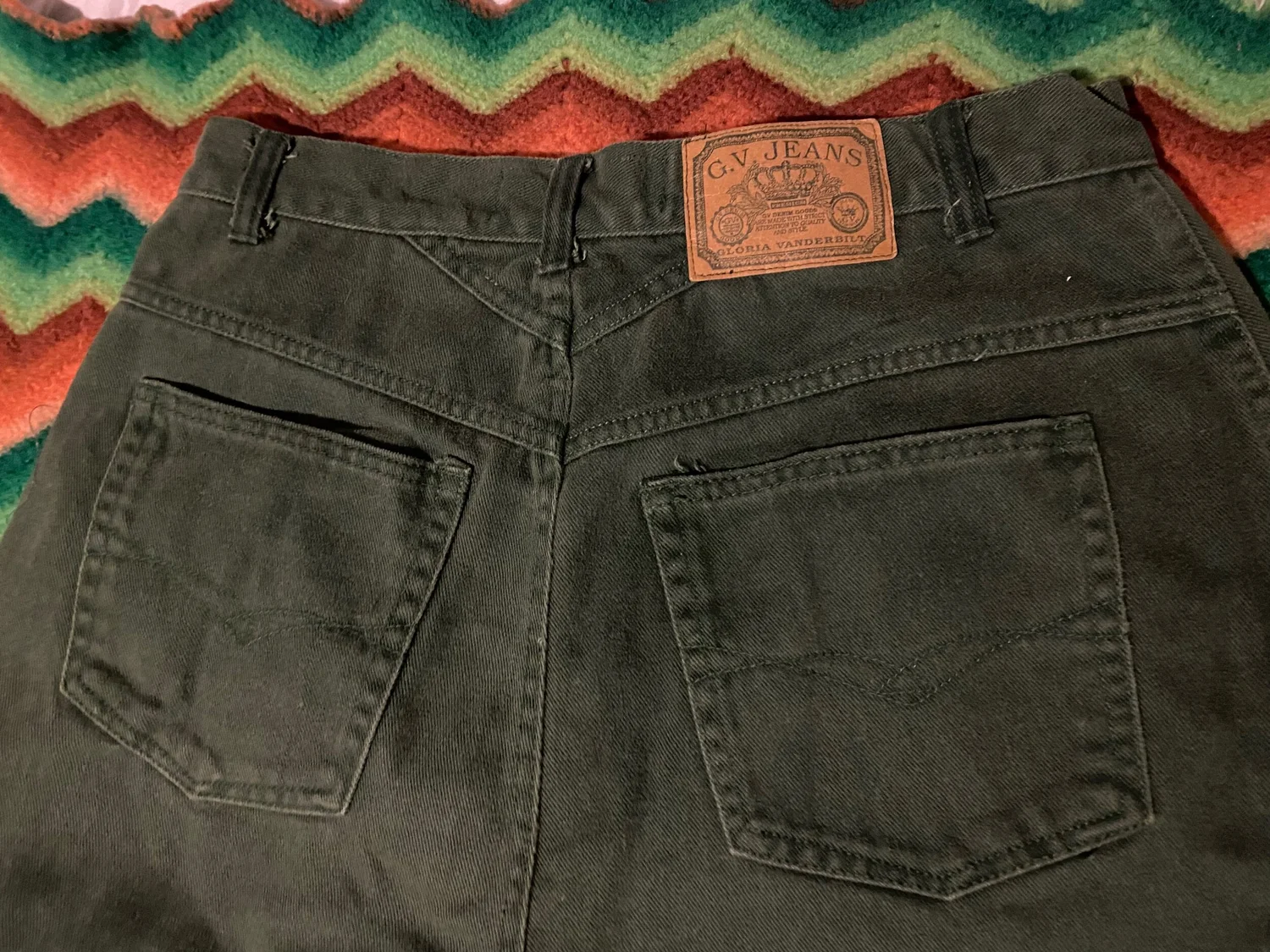 Vintage Forrest Green Gloria Vanderbilt Jeans — IX