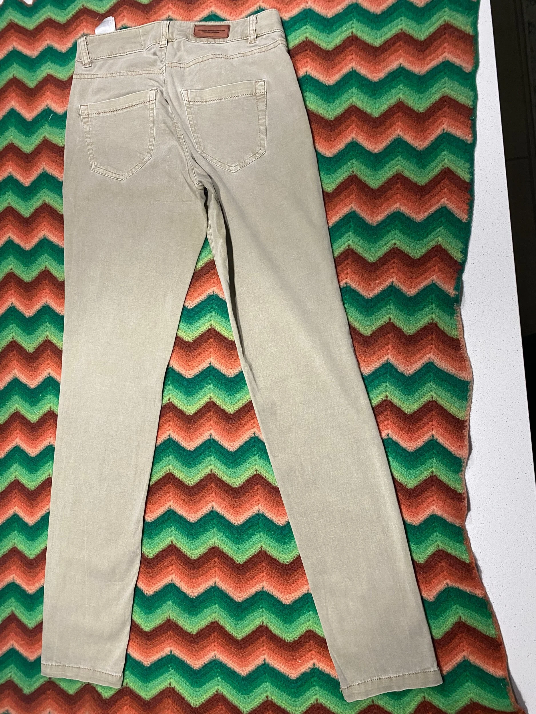 082C6A7F-0CE5-475F-958F-ABE540AD856E