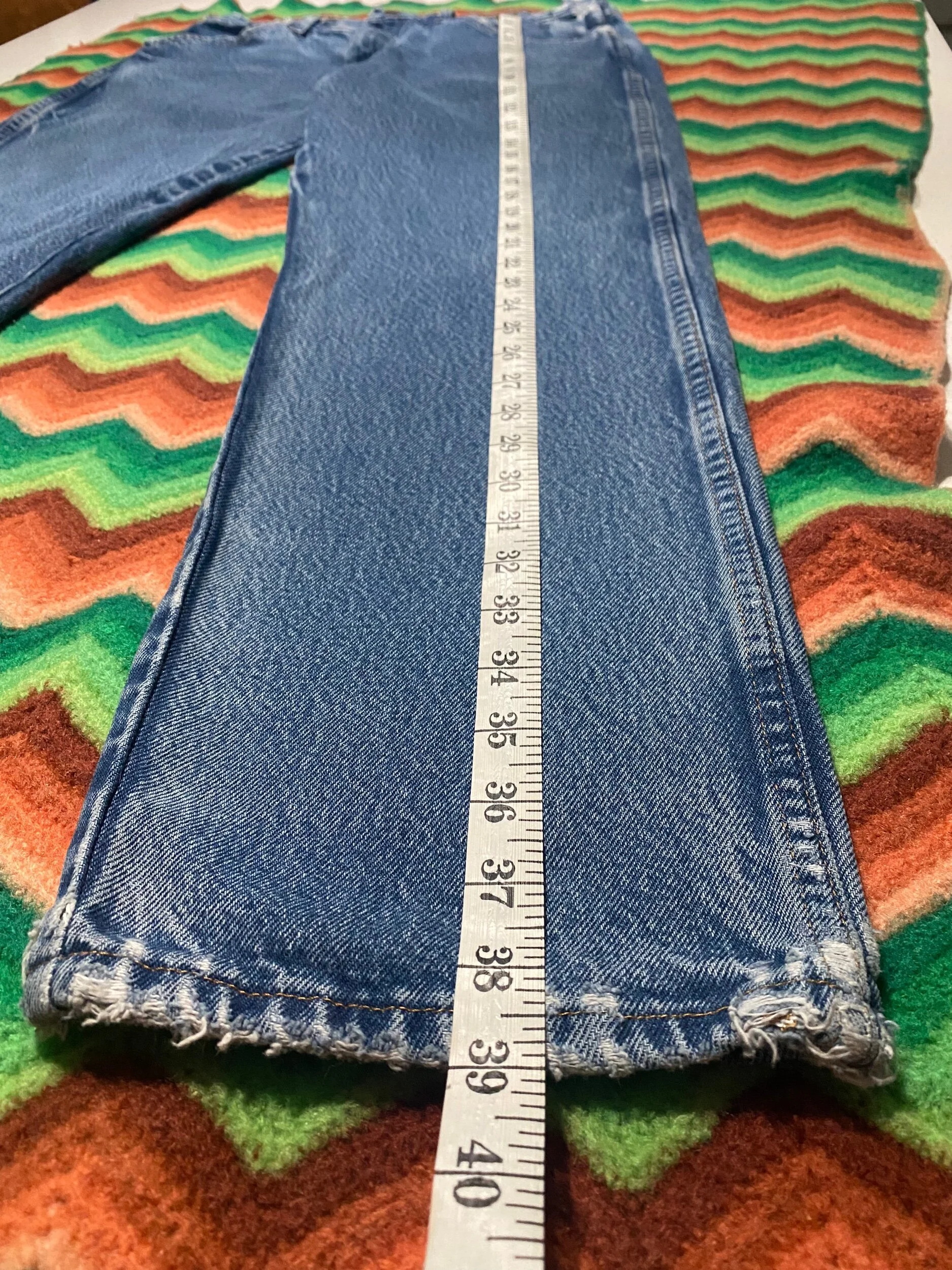 13ABC41F-6877-4F1A-AD4D-72965B0D6119