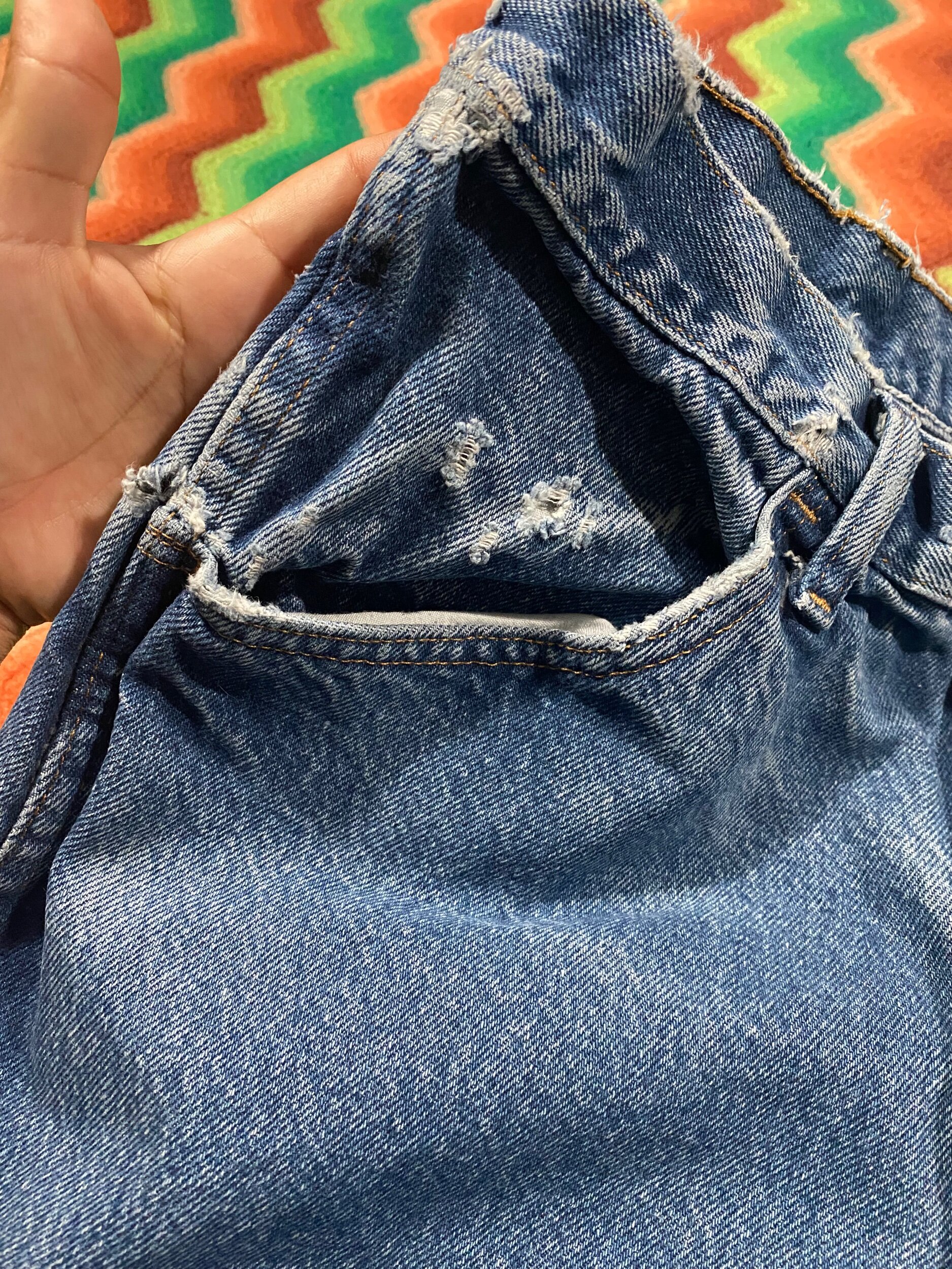 5B78F306-4CB5-468A-8FAE-D4BF4904CBF5