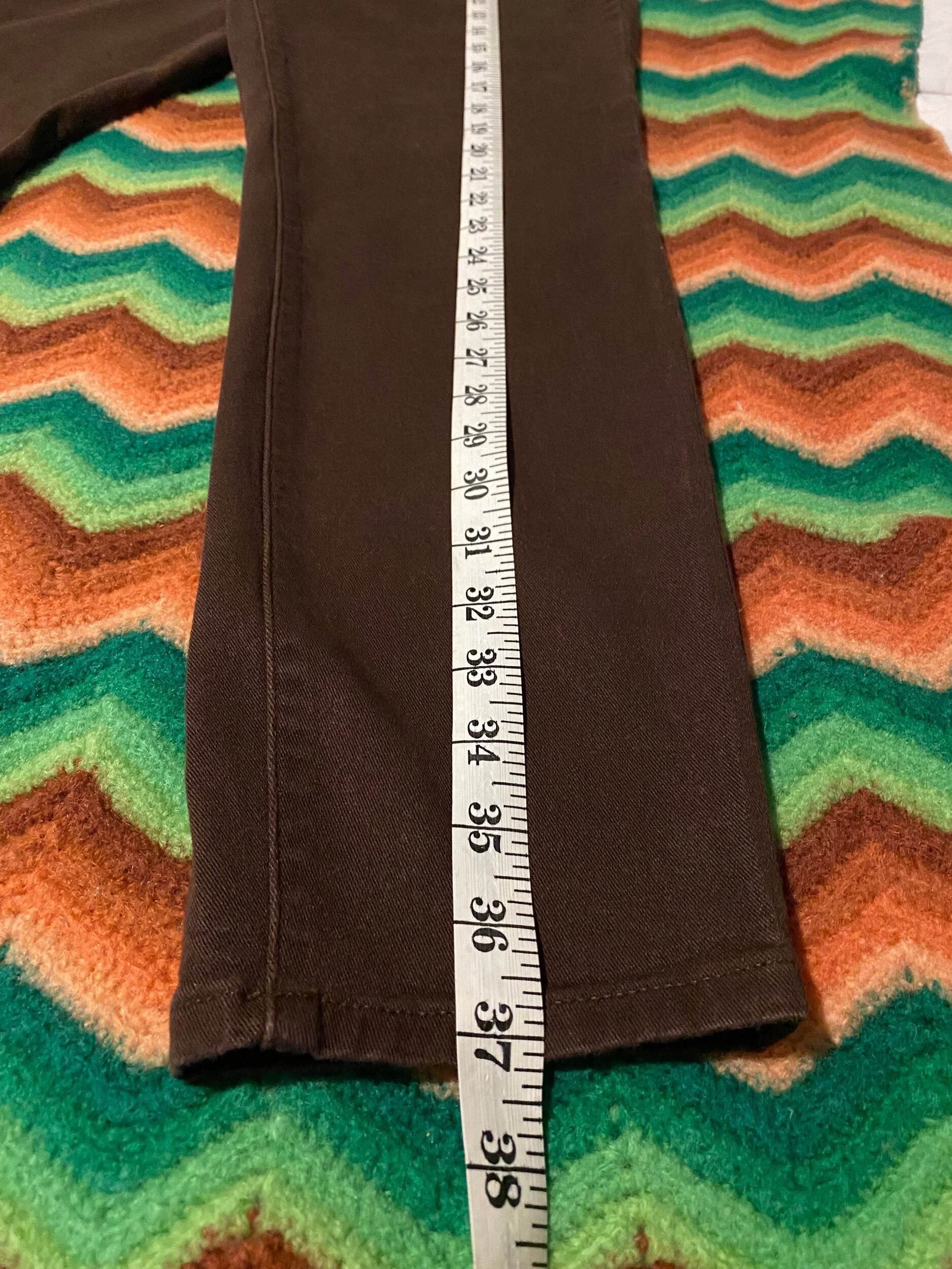 1DEA26BA-7706-4ADC-BD19-DF7946CA2FFD