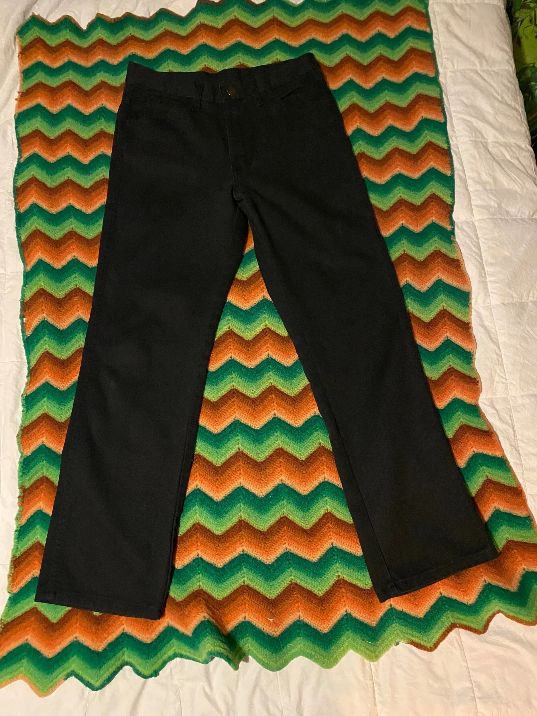 B5FE4D61-4562-4D3D-BA90-546799E18369