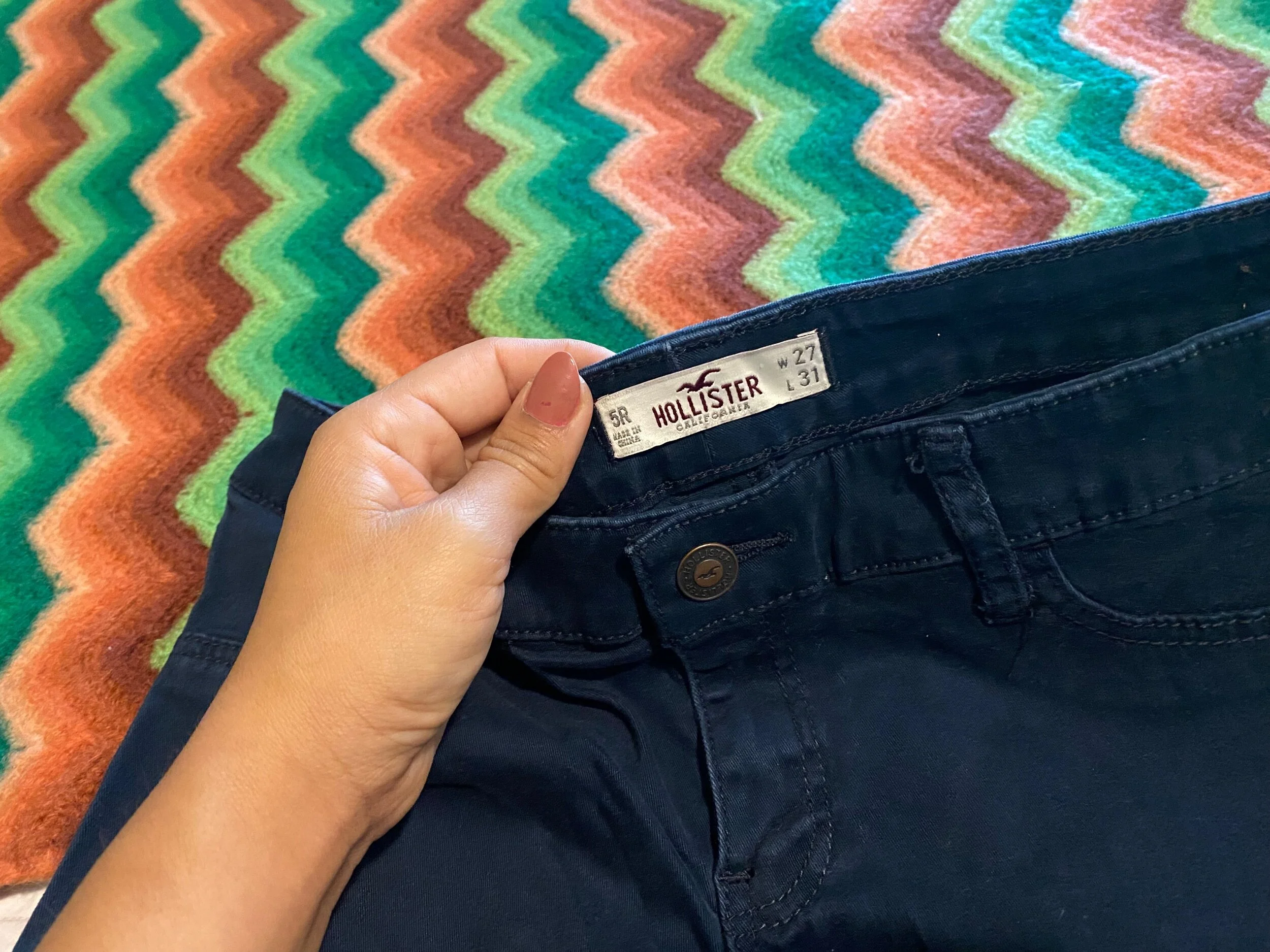 CE652FA2-0B76-4F85-AFC9-03D9EA5193A5