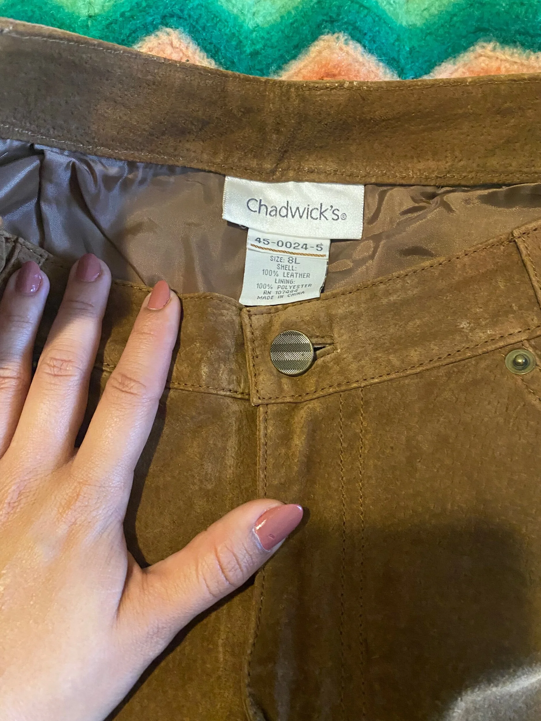 2D5846F5-85BE-4F36-ABCB-CEDAD87C9978