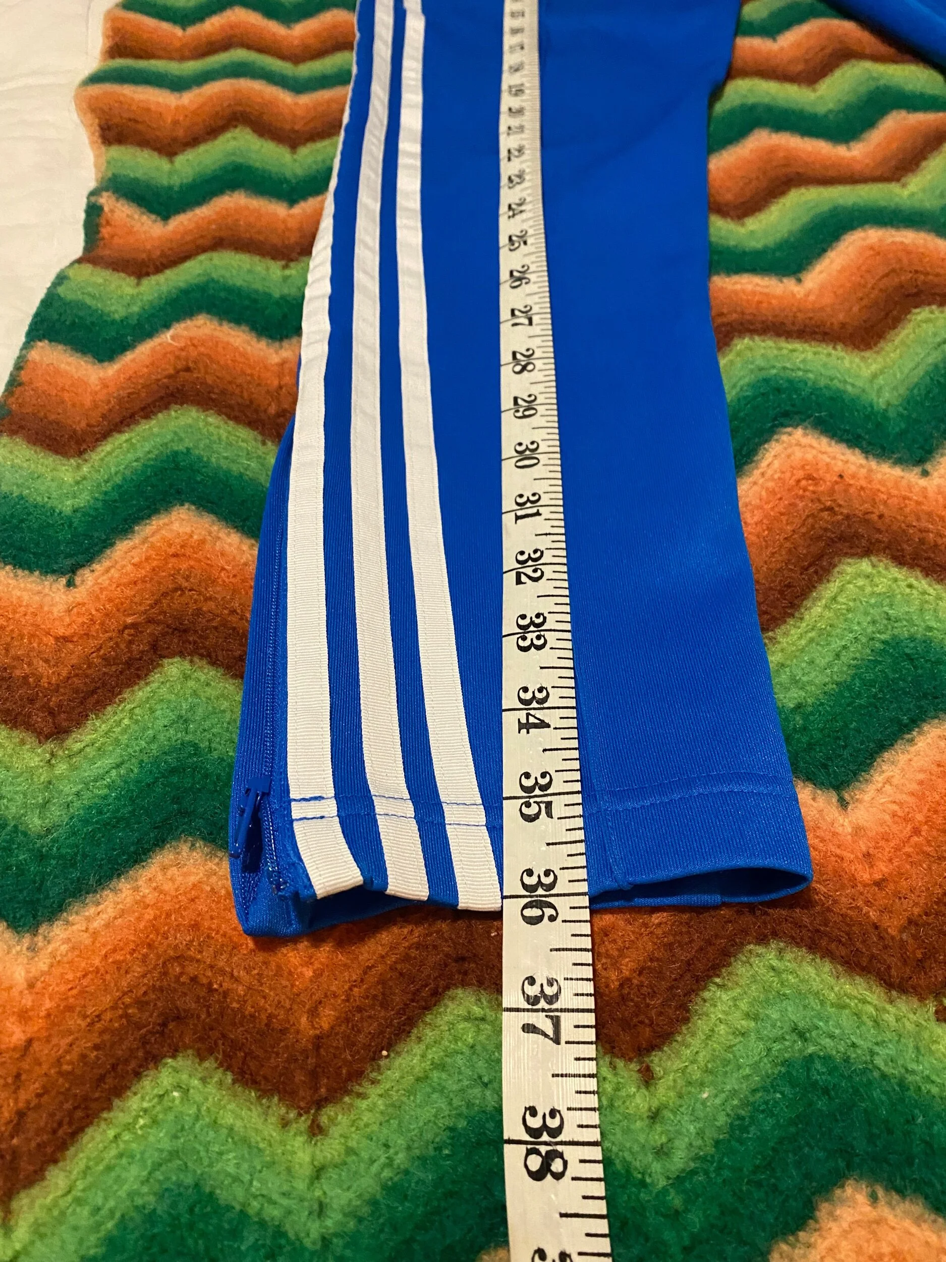 9F2D3B81-57F9-4BE0-97CE-182B6B905690