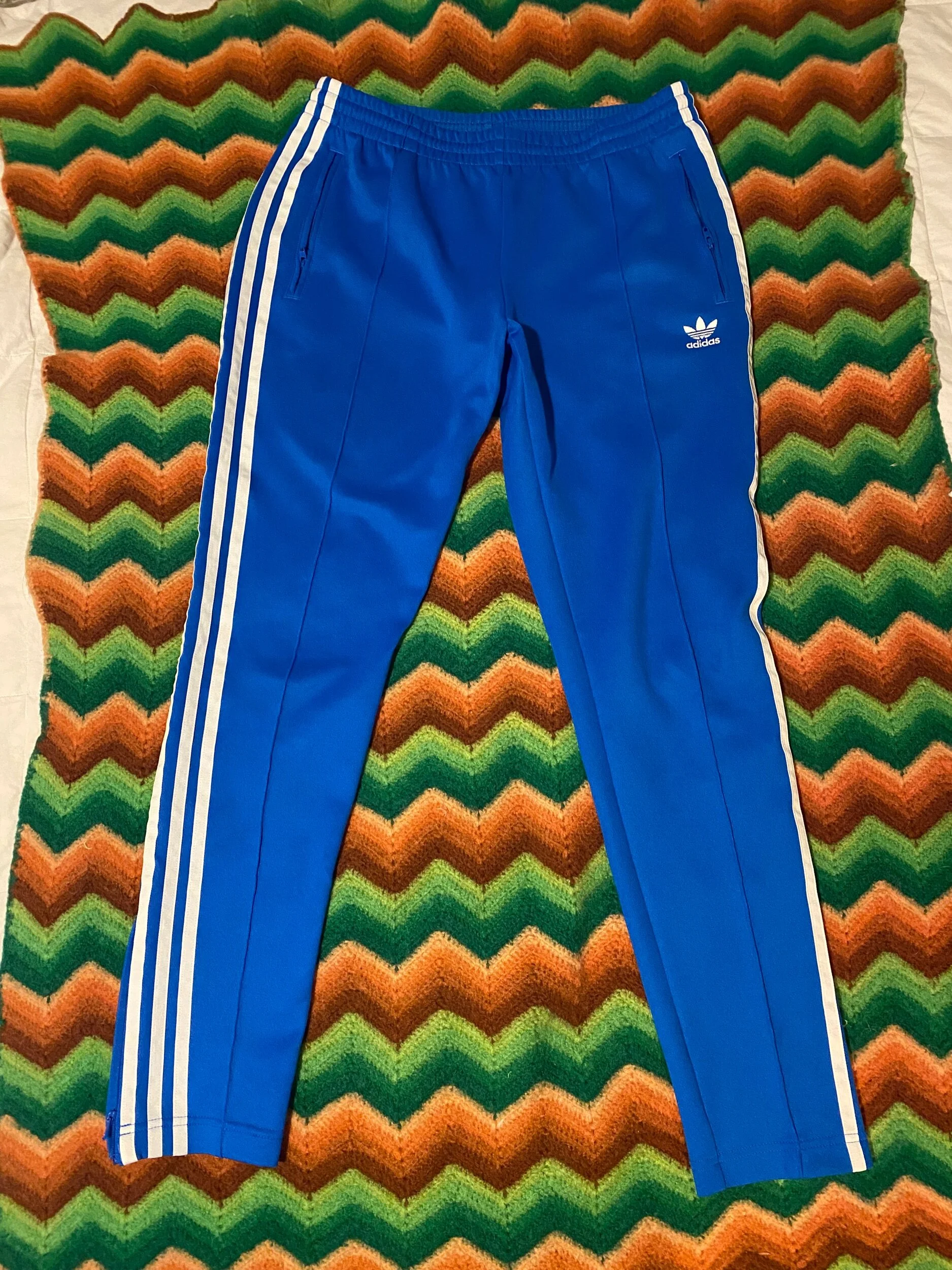 F8AE20ED-B6C9-4C39-B047-78D43F2DCA28