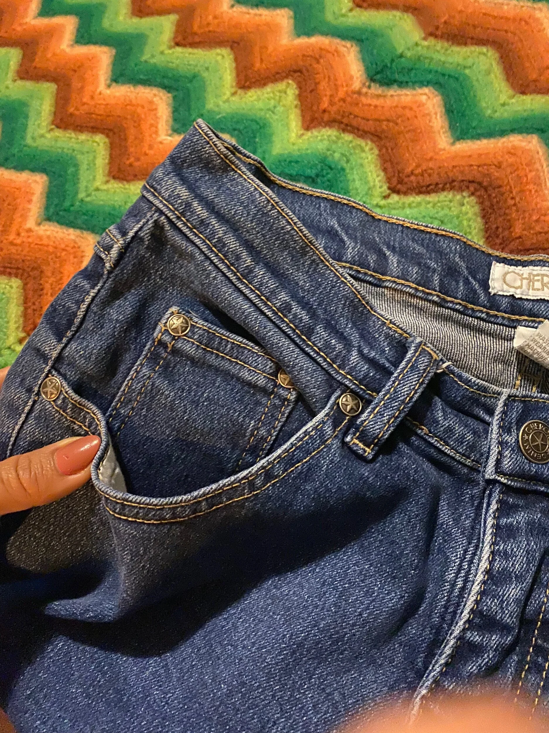 7A53D70A-3436-4AA0-AA41-774FCBC537A5