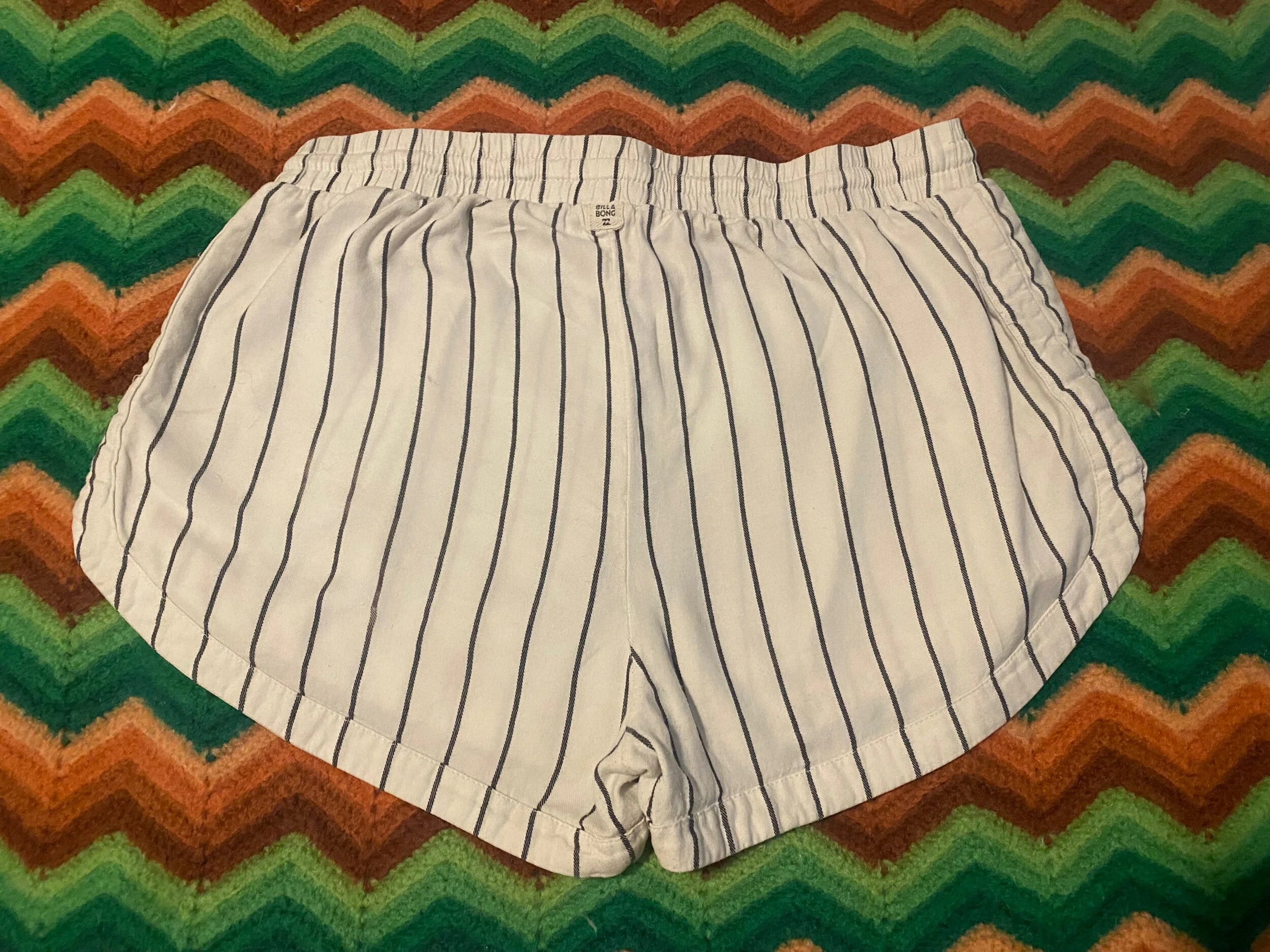 A2B80489-8B5C-4071-9485-F9DD97F6D68B