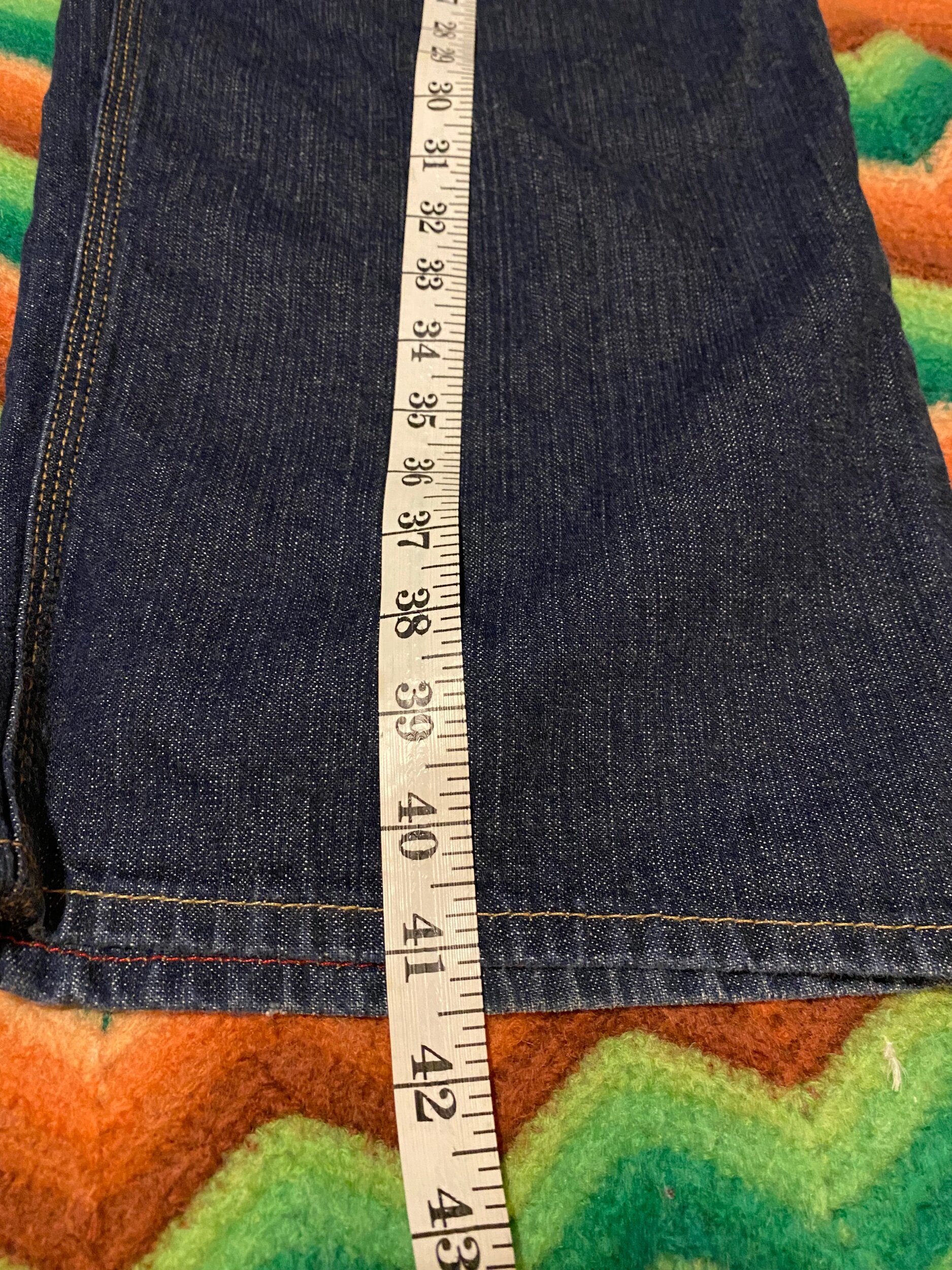 E64123E9-EFE9-4B38-B00B-0EAF81B10514