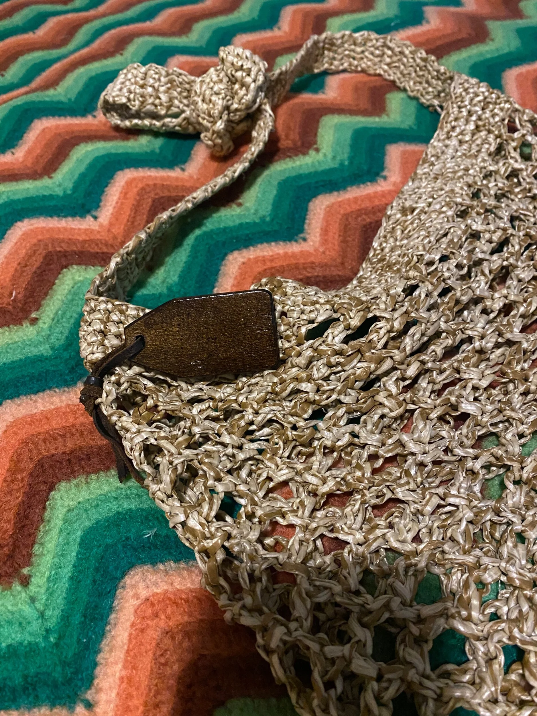 5FAC8C86-BE00-44DF-999E-28813A70F3A6