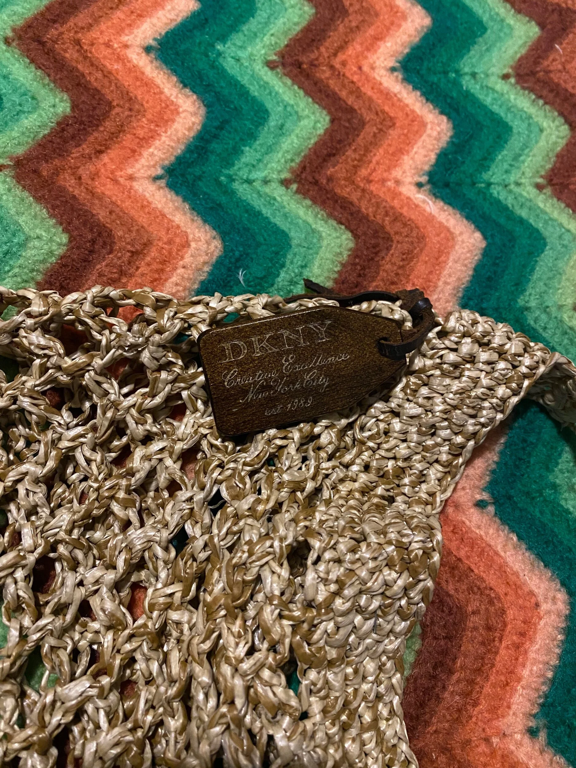 6590C05A-281F-4FD2-8B67-3CA6A1B2150C