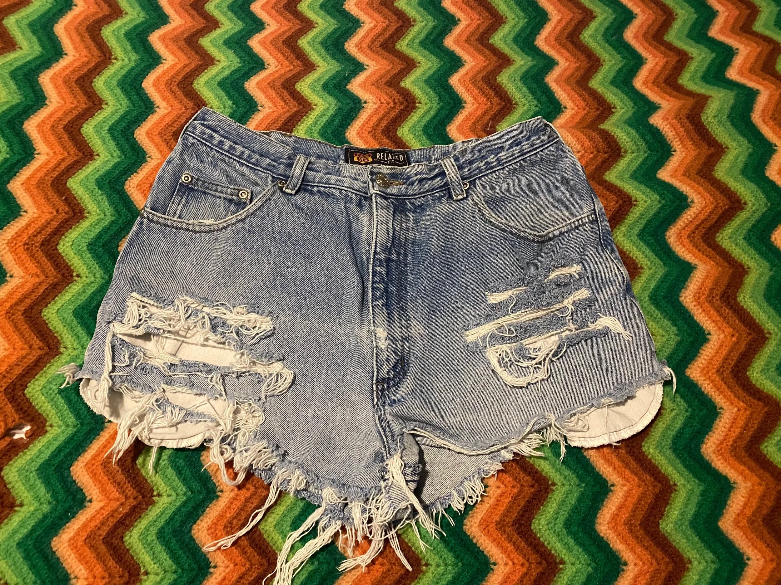 AE04FD72-5F28-4F8D-A09E-C00F105DAC11