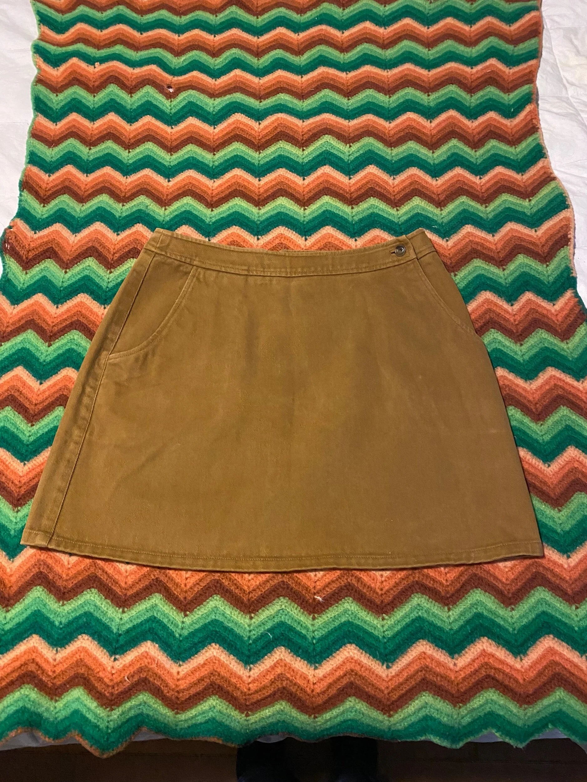 17813ABF-4F0C-4065-8B02-283B40054E99