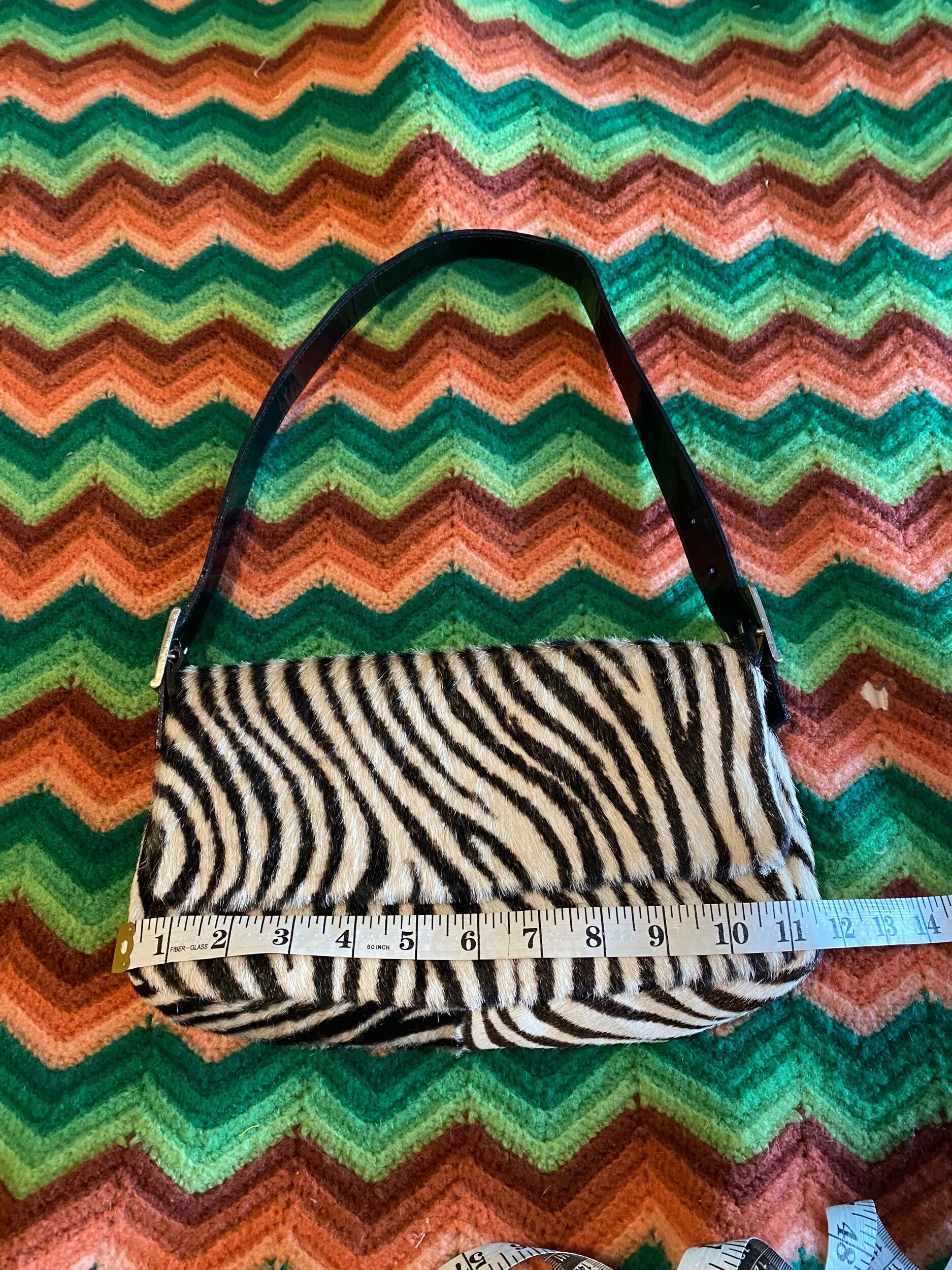 4A8909D9-BD20-4C1D-A583-6C9D01C058BE