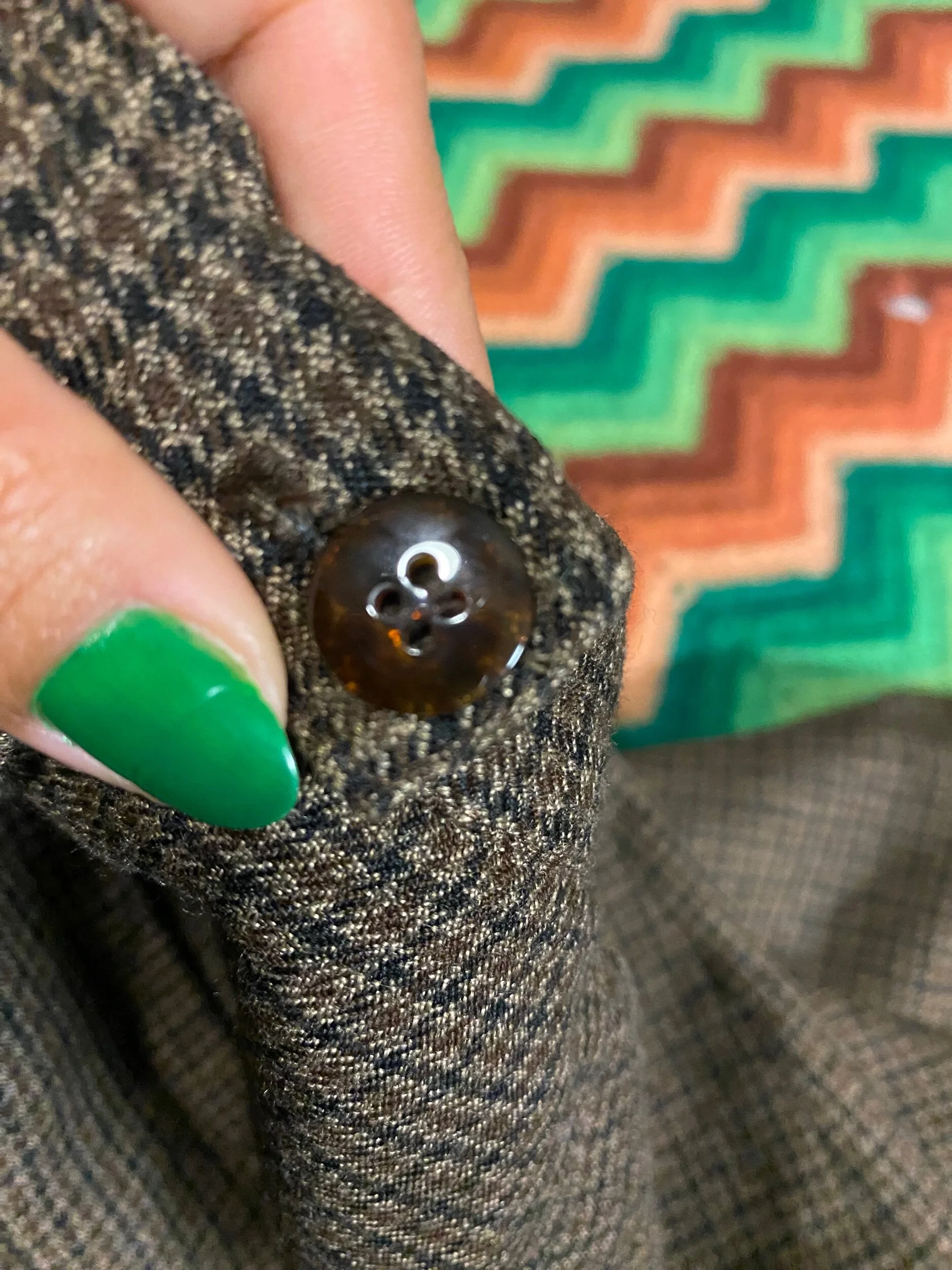 18D3660E-1EF2-4043-AE9D-E52EE3C583B8