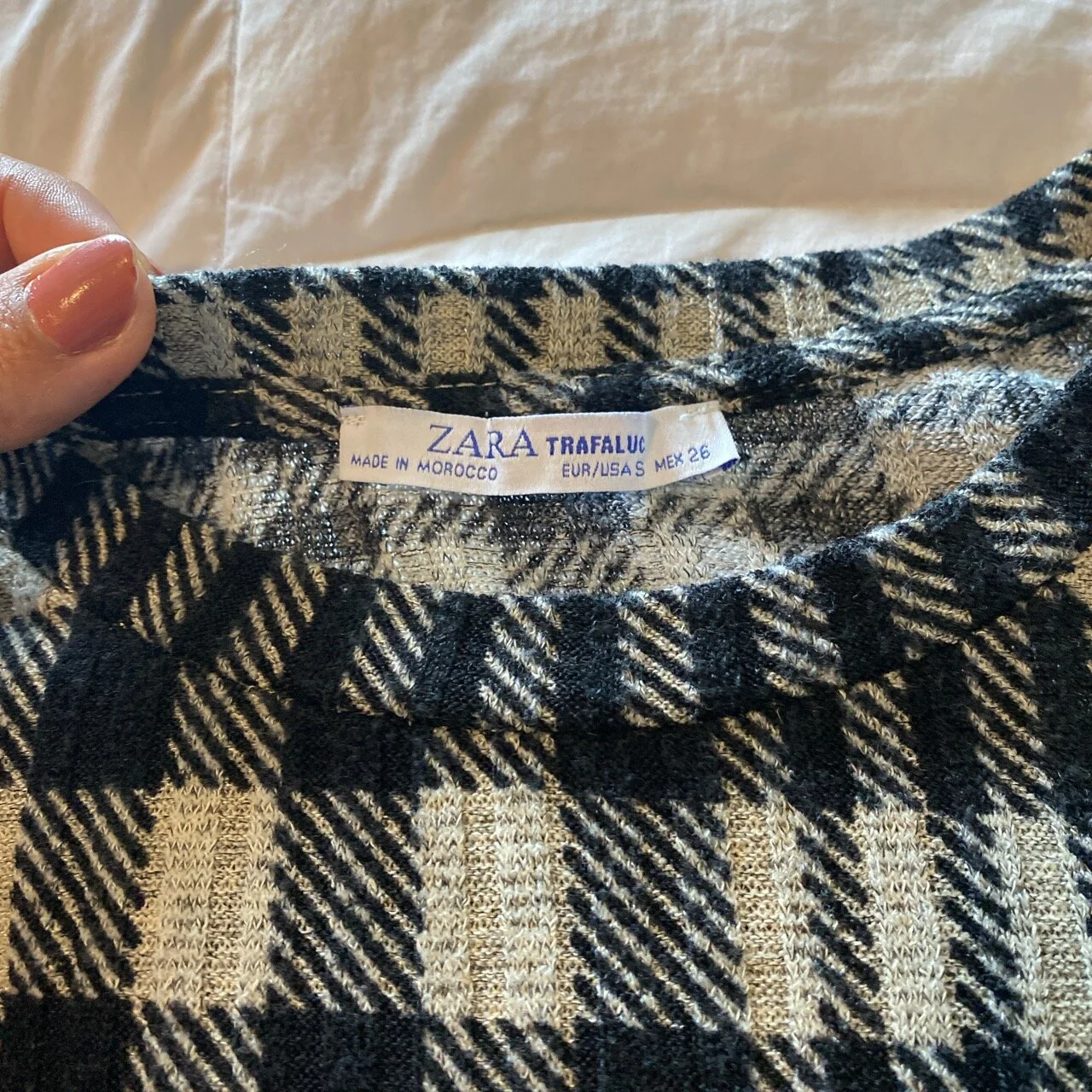 653AF37F-5D18-45AF-920D-75F00A5232A1