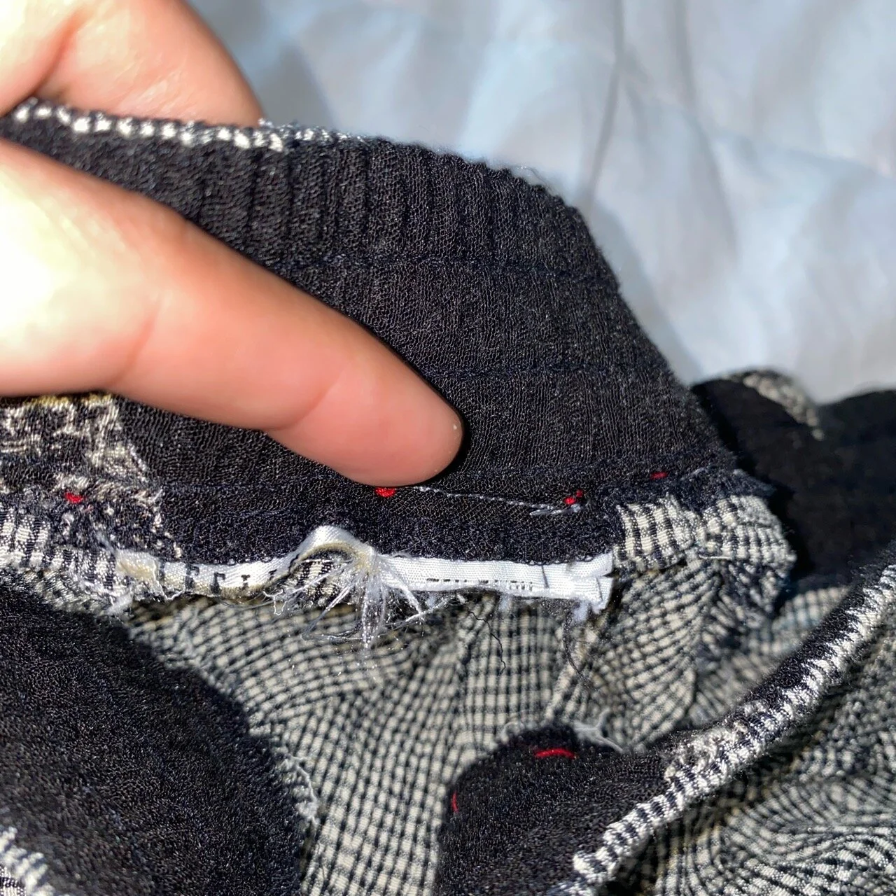 6BA8F3B0-33E9-4373-81F6-7218B02D7FF1