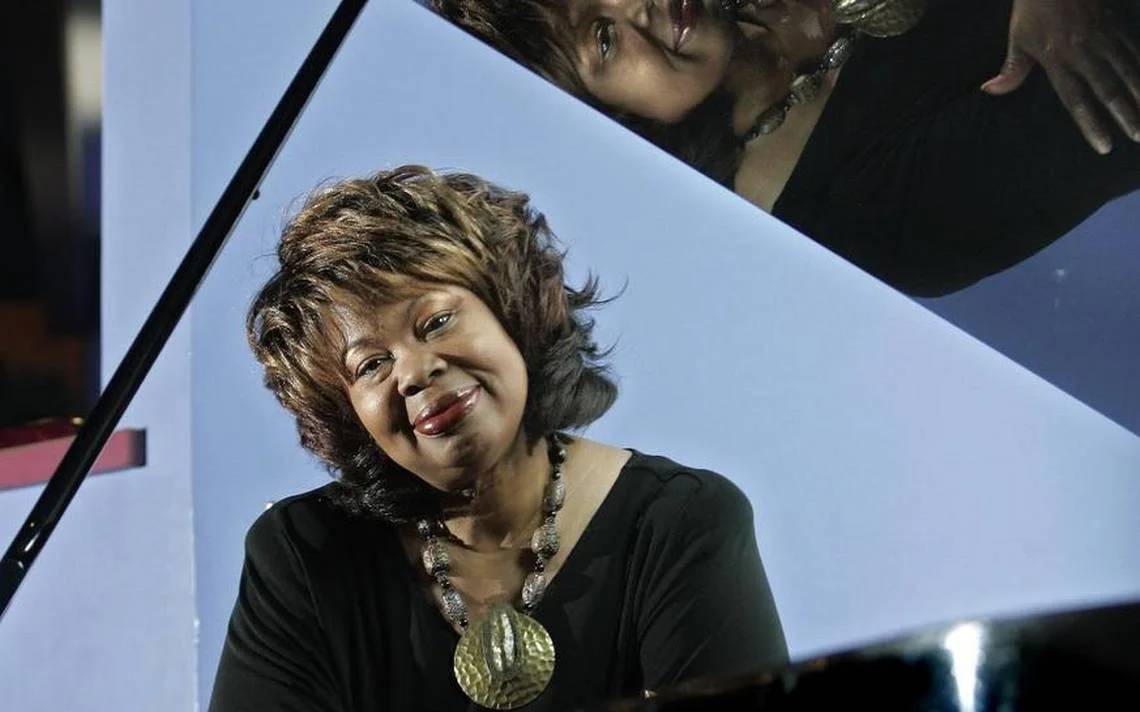 Tribute to Sarah Vaughan featuring Deborah Brown