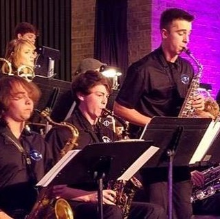 The talented Knoxville Jazz Youth Orchestra performs a FREE concert at Ijams May 9, 6-8P. Grab a blanket and enjoy an evening of great jazz, food truck fare and beer garden. #knoxvillejazzyouthorchestra #ijamsnaturecenter #knoxvillejazzorchestra #kno