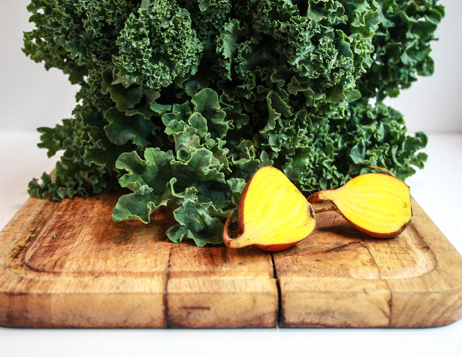 Summer Recipes with Hearts & Roots - Beet, Cherry and Basil Smoothie