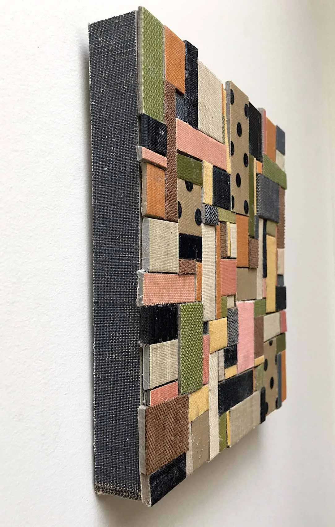 KLisiK_Saffron_side view.jpg