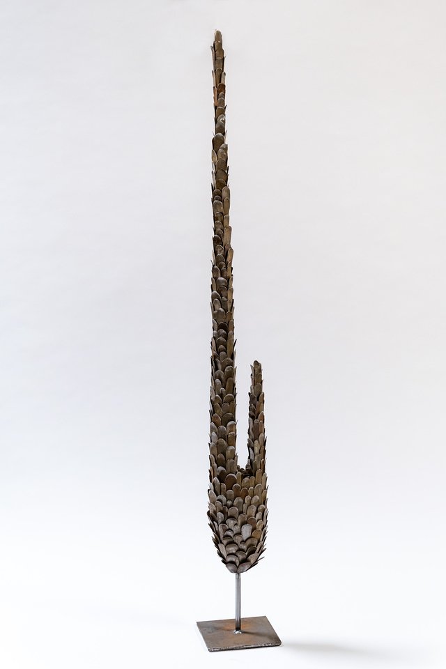 Textured Hook by Sebastian Roldan