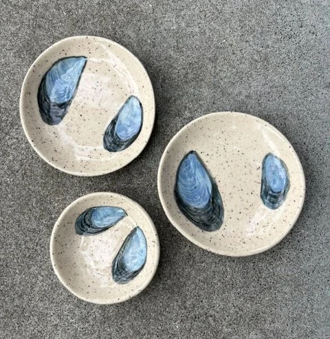 Mussel Bowls & Dish by Lorna Newlin