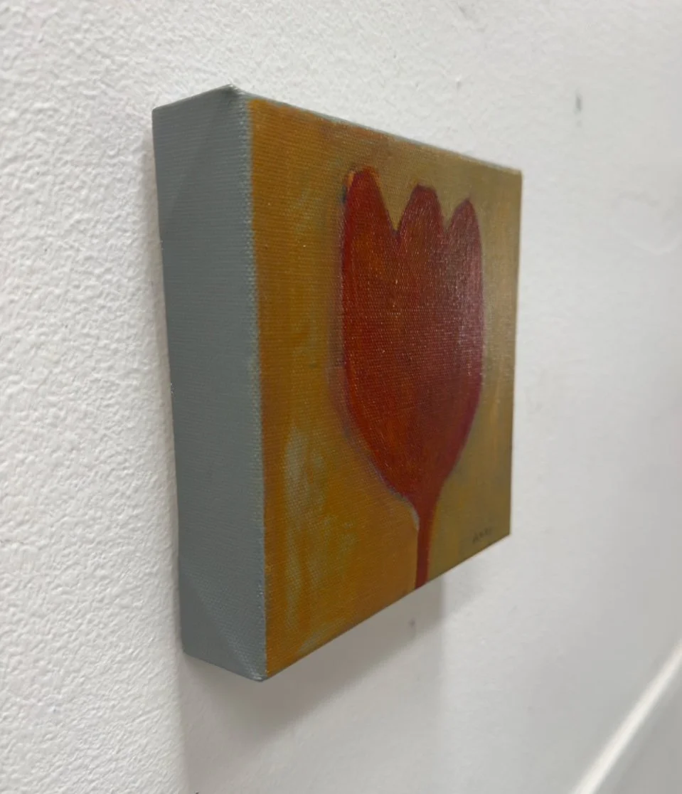 AGelb - Tulip, sideview.jpeg