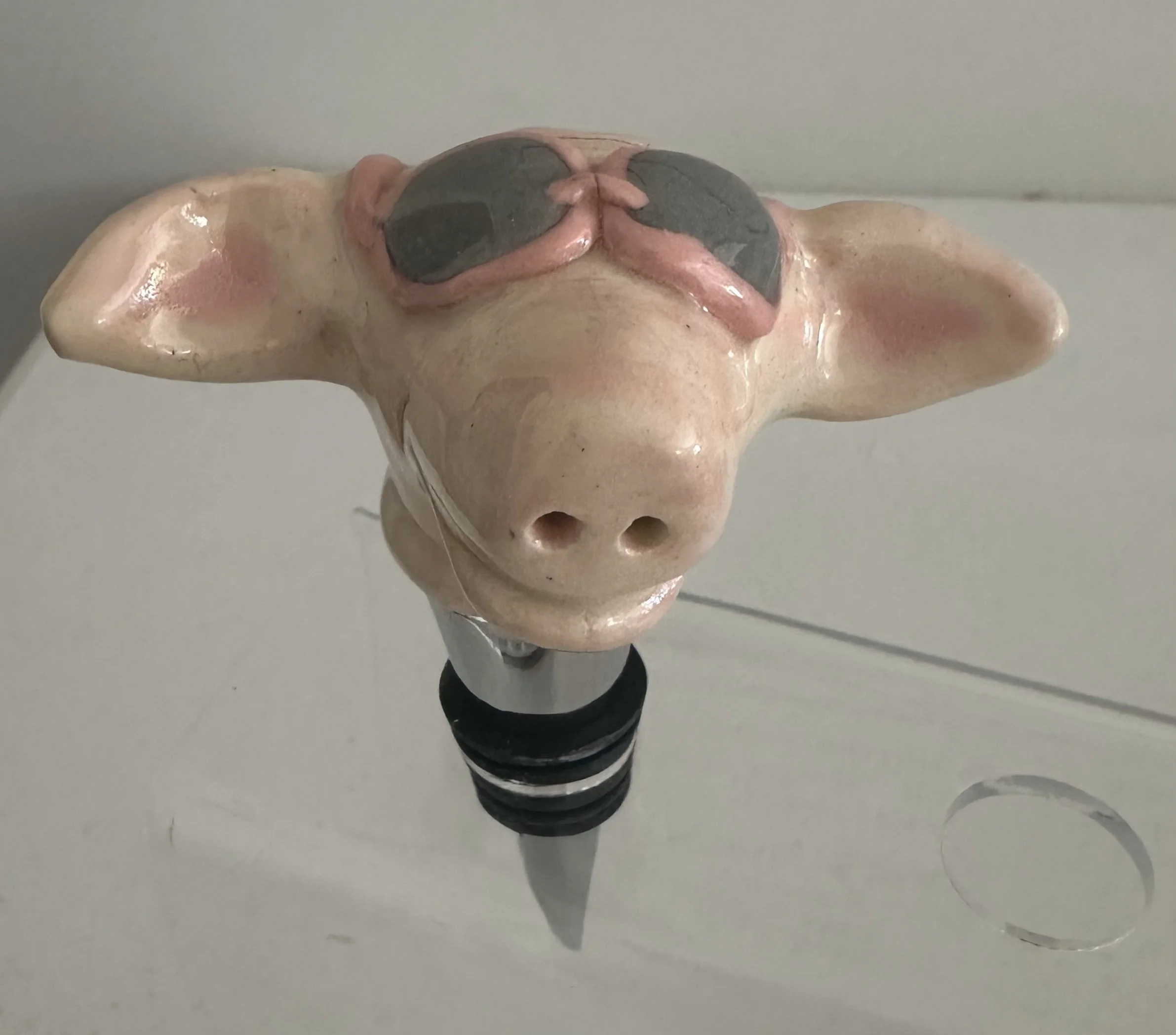 pigpinksunglasses.jpg